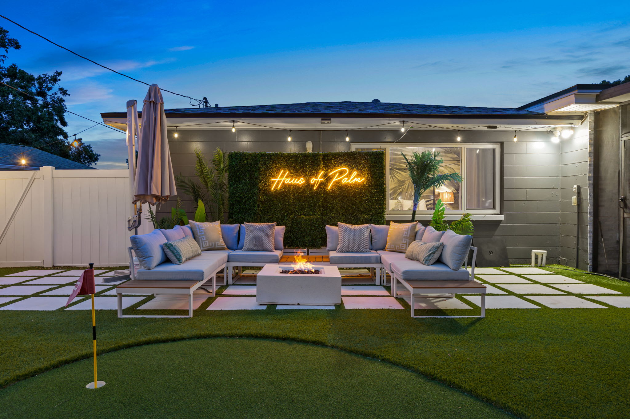 Pool & Hot Tub - Movie Theater - Putting Greens 5