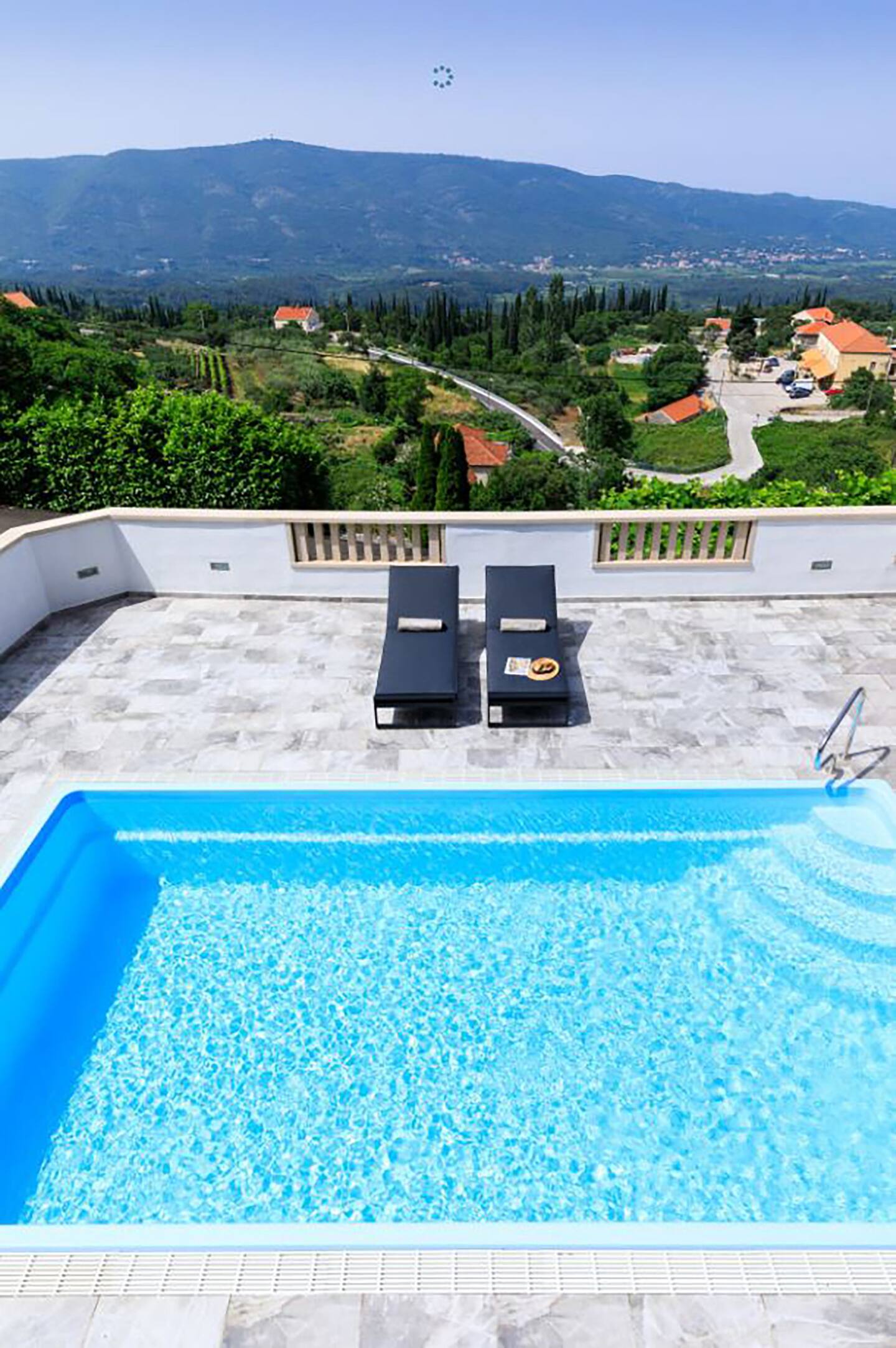 View 8