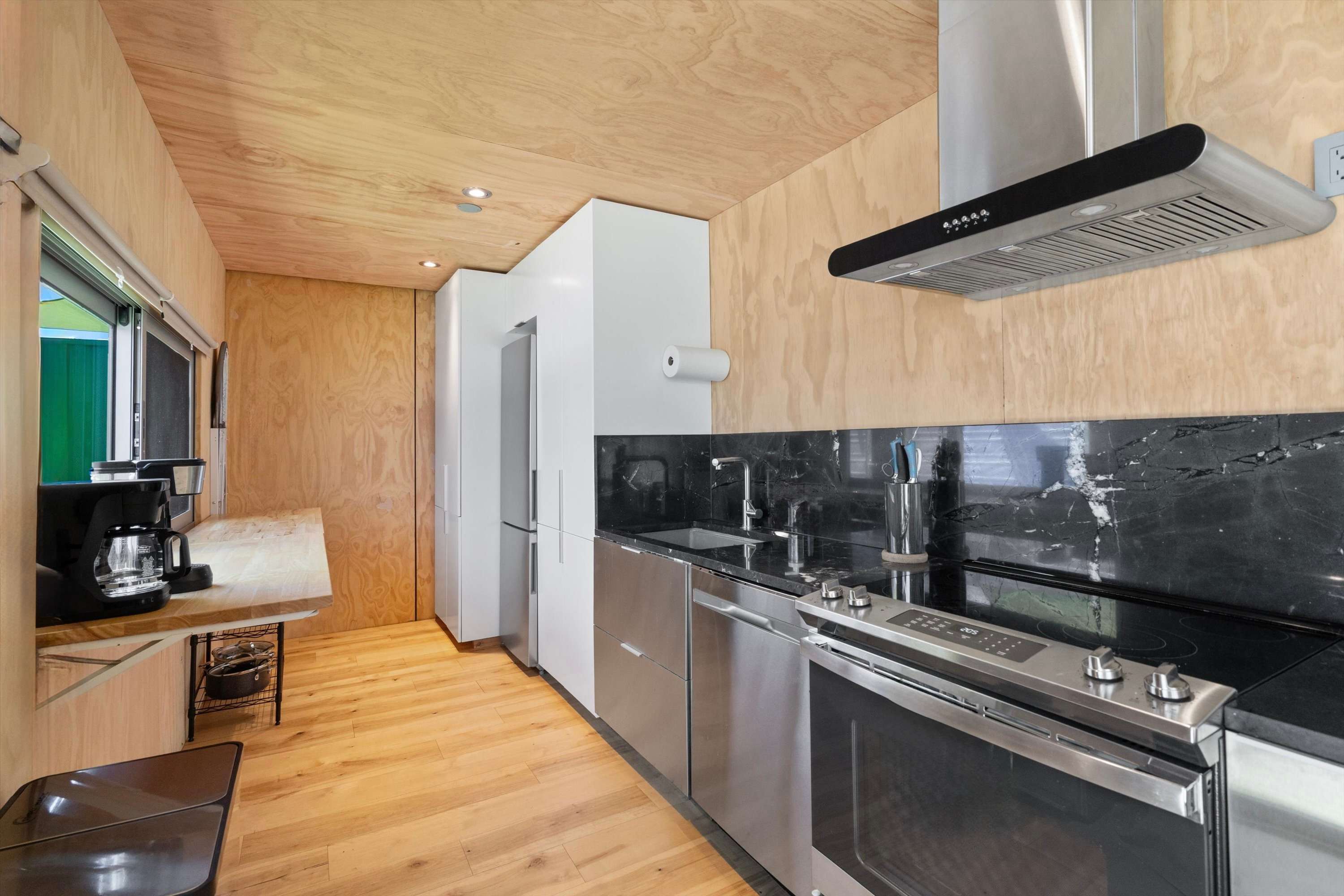 Modern Desert Casita - Pool & Mini Golf Access