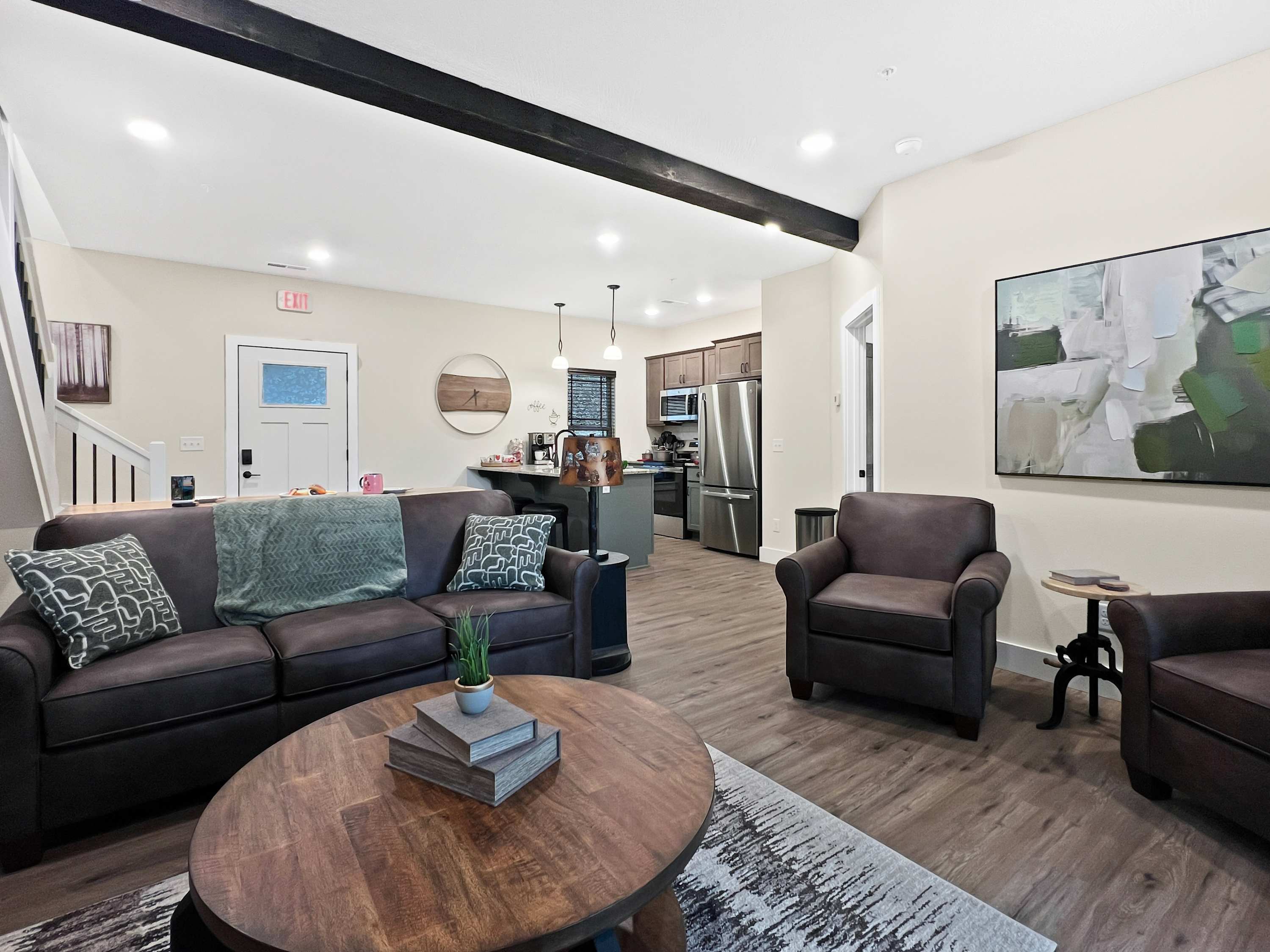 You may not ever want to leave once you settle into this cabin designed to make you feel right at home.