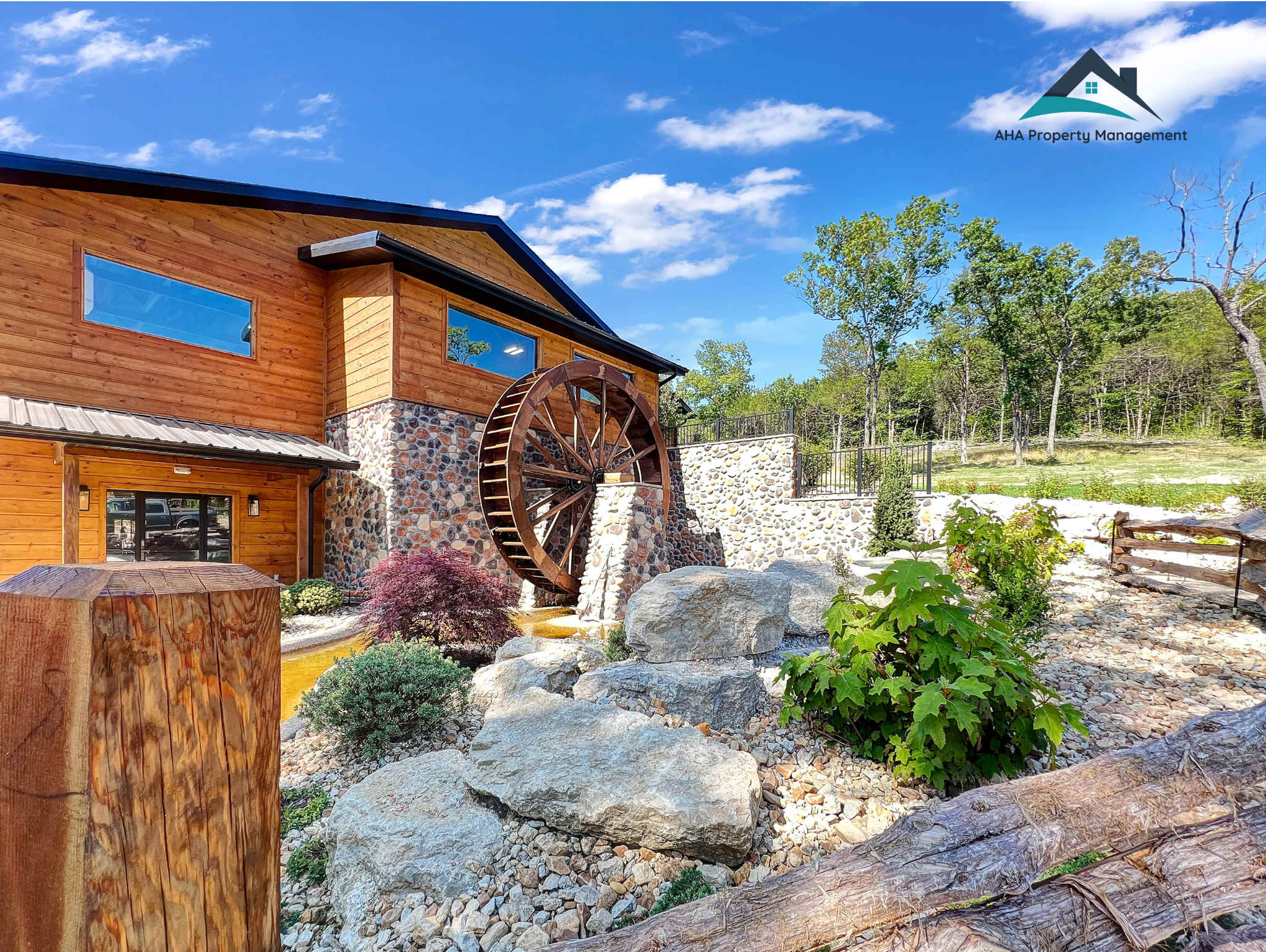 One of the Branson areas most beautiful indoor amenity center. Stunning pool with handicap hoist, fun slide for the kids, comfortable seating areas, bathrooms and nice loungers