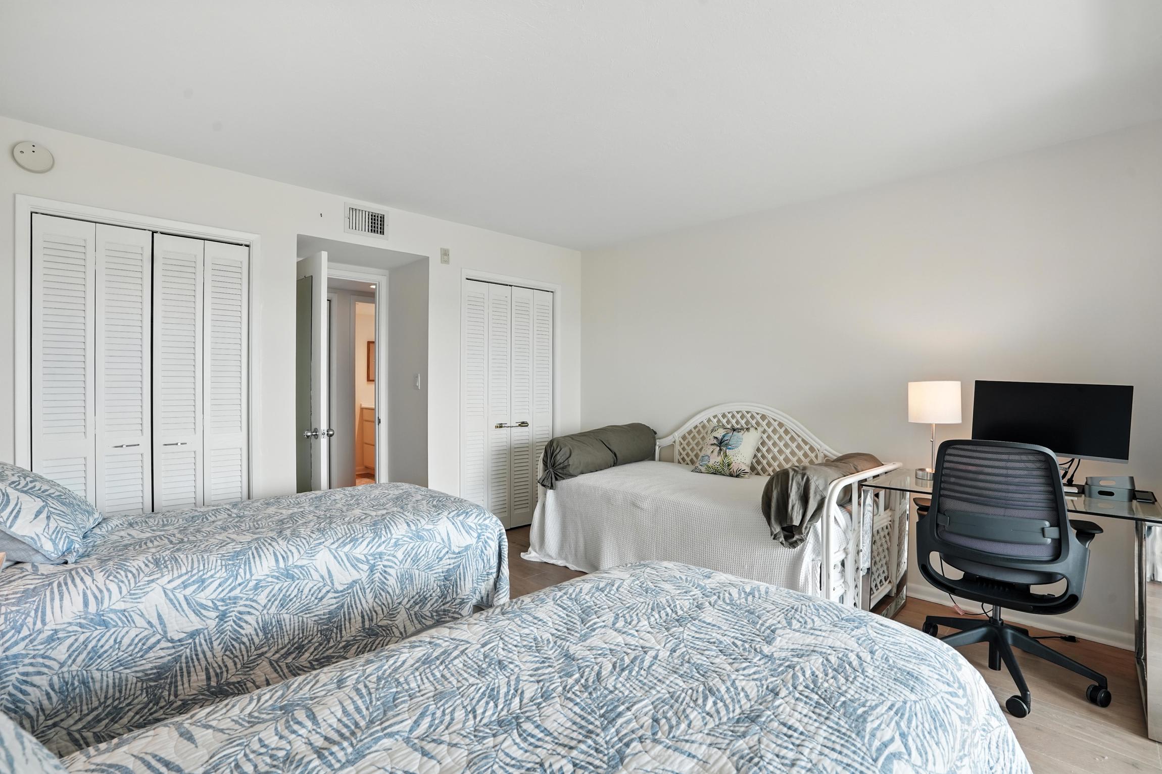 Gulf Front Walk to Beach Enjoy Sunsets | Photo 27