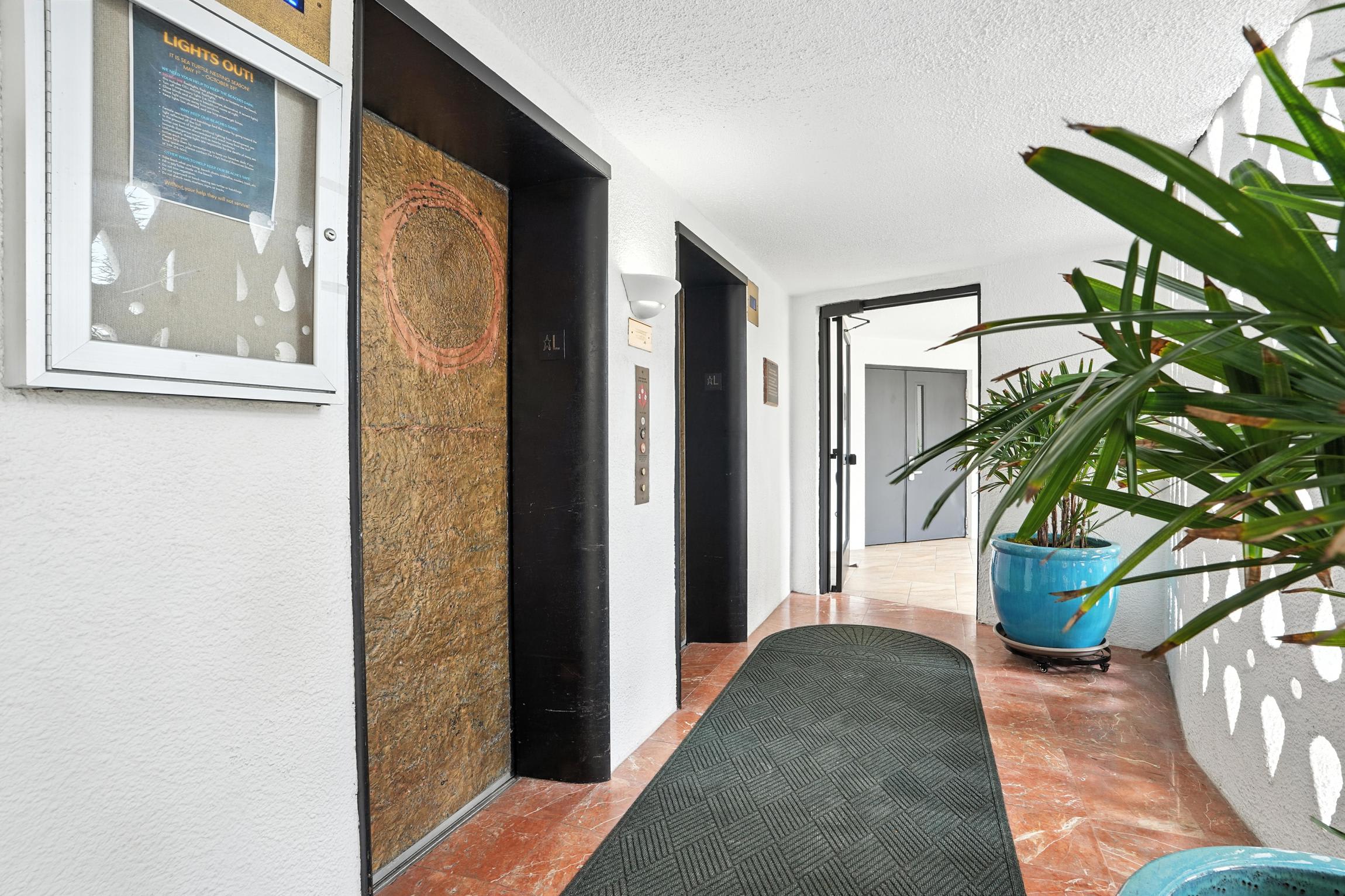 Gulf Front Walk to Beach Enjoy Sunsets | Photo 8