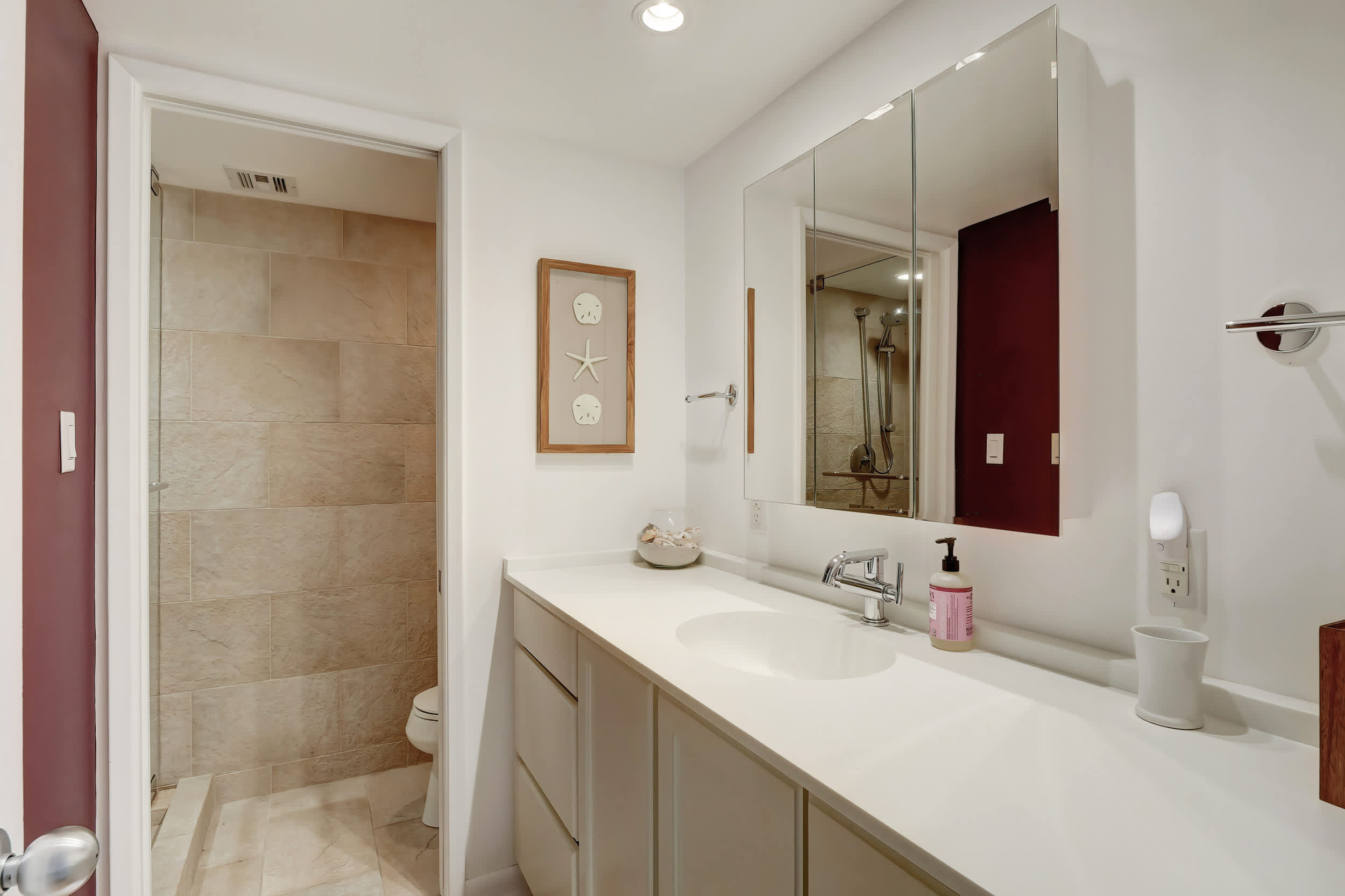 Gulf Front Walk to Beach Enjoy Sunsets | Photo 29