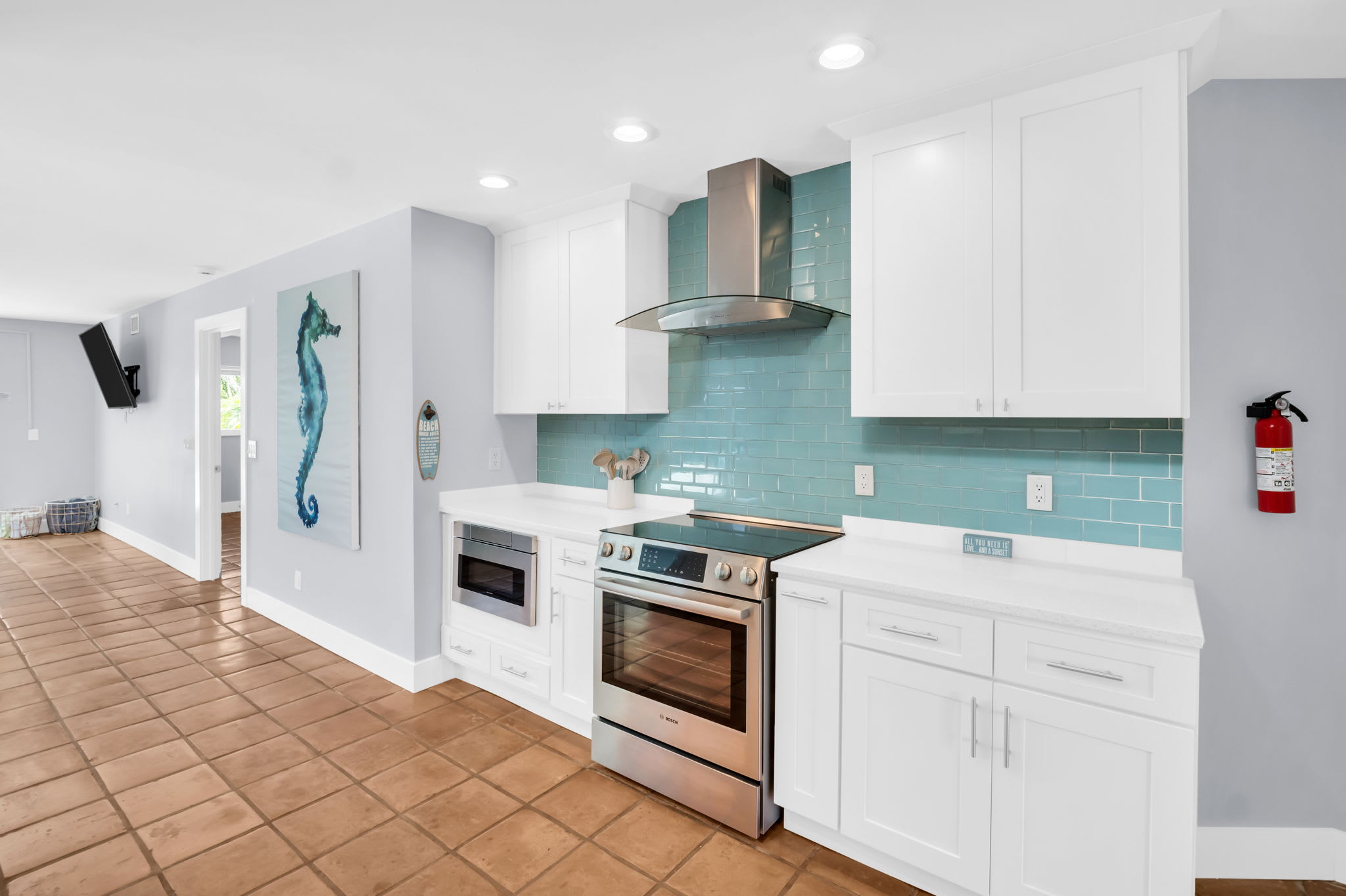 Walk to Beach | Heated Pool | Golf Cart | Pets OK 4