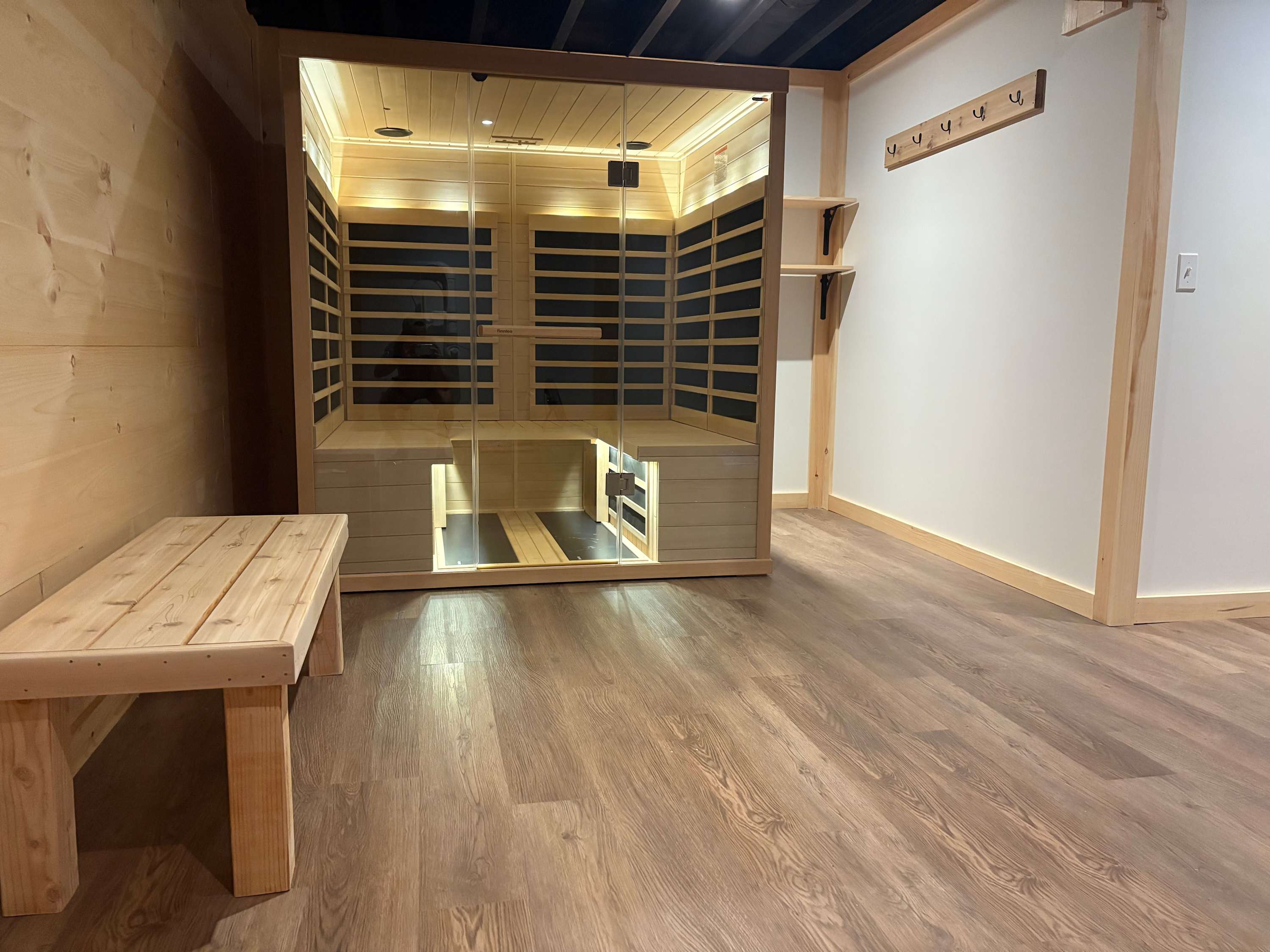 Hot Tub, Great Living Space | Fairbanks Haven