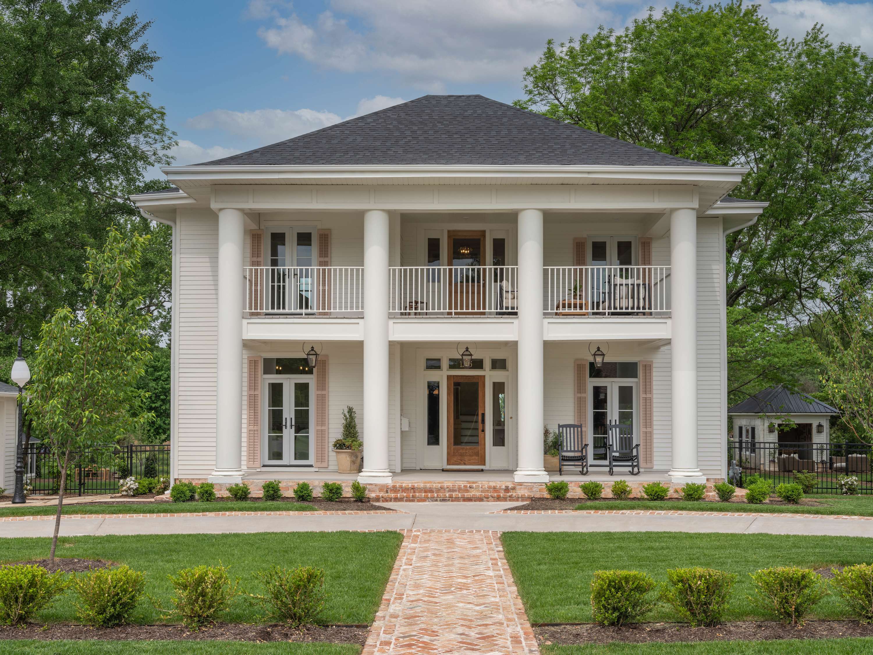 The Welcome Inn - 1.5 mi to Downtown Rogers — Rogers, AR — vacation rental