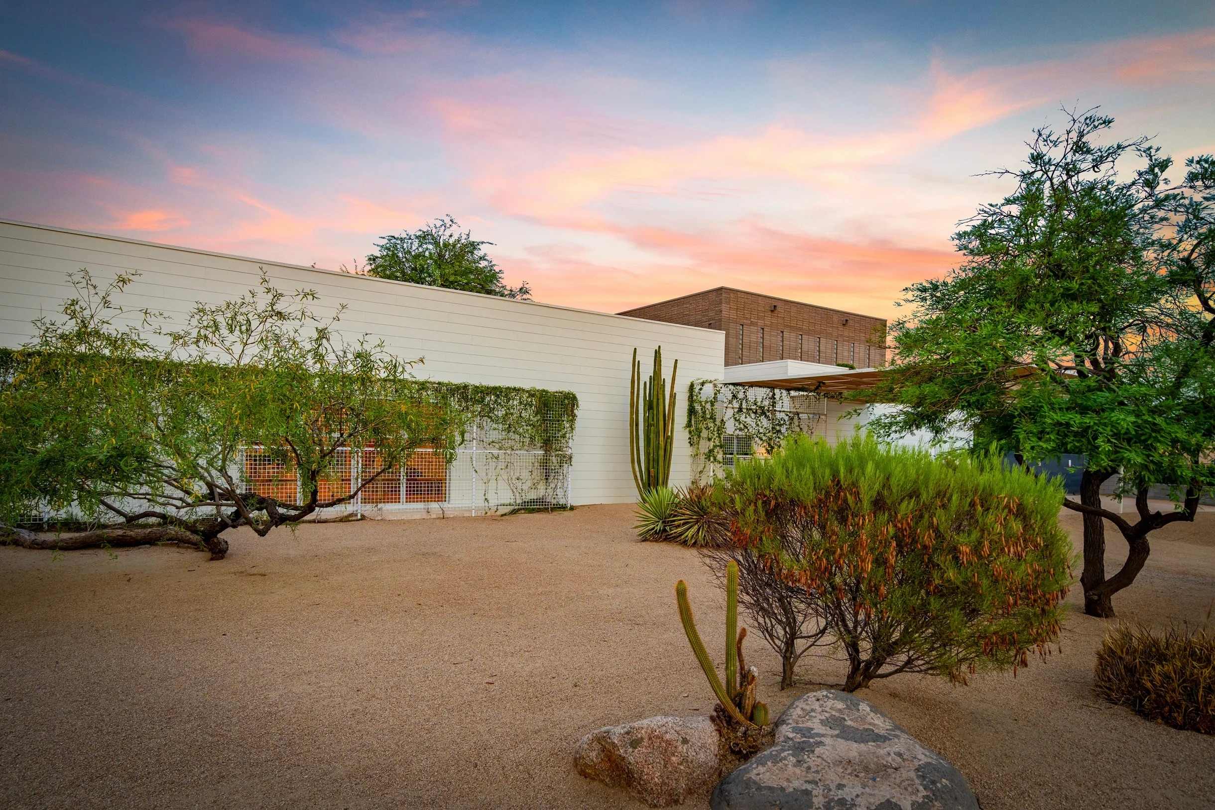 Designer Mansion - Indoor Pickleball & Sleeps 20+