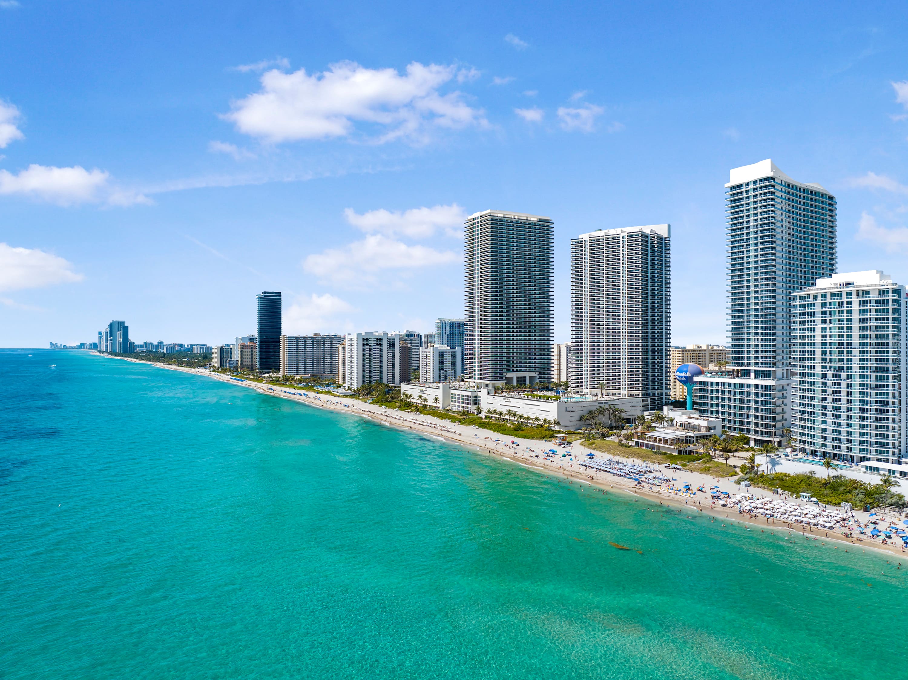 1BR Haven | Pool & Ocean | WC Miami Stadium Trip