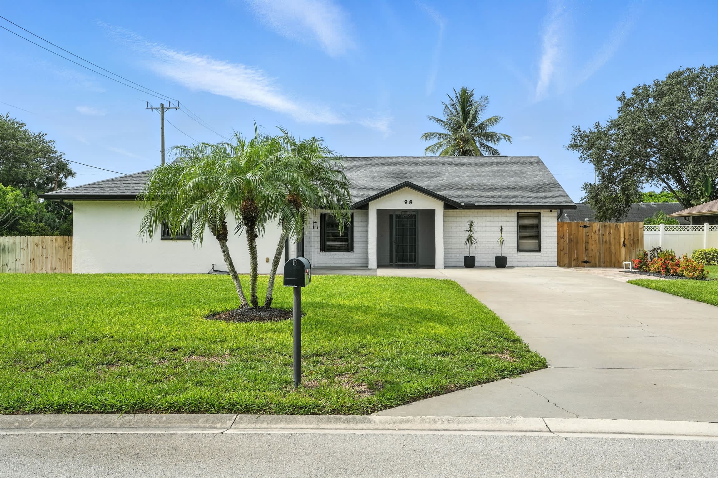 Pet Friendly Pool Home Near Naples Beaches 43