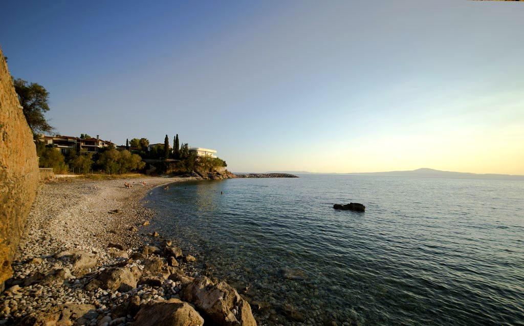 View 3