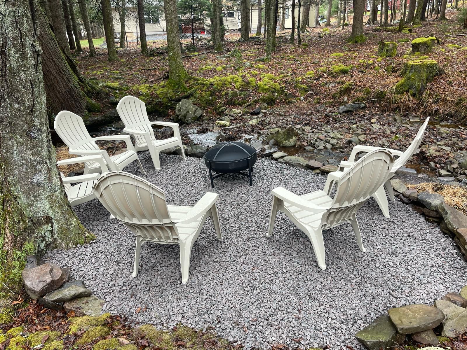 Riverside Escape | FirePit | Wrap around Patio 