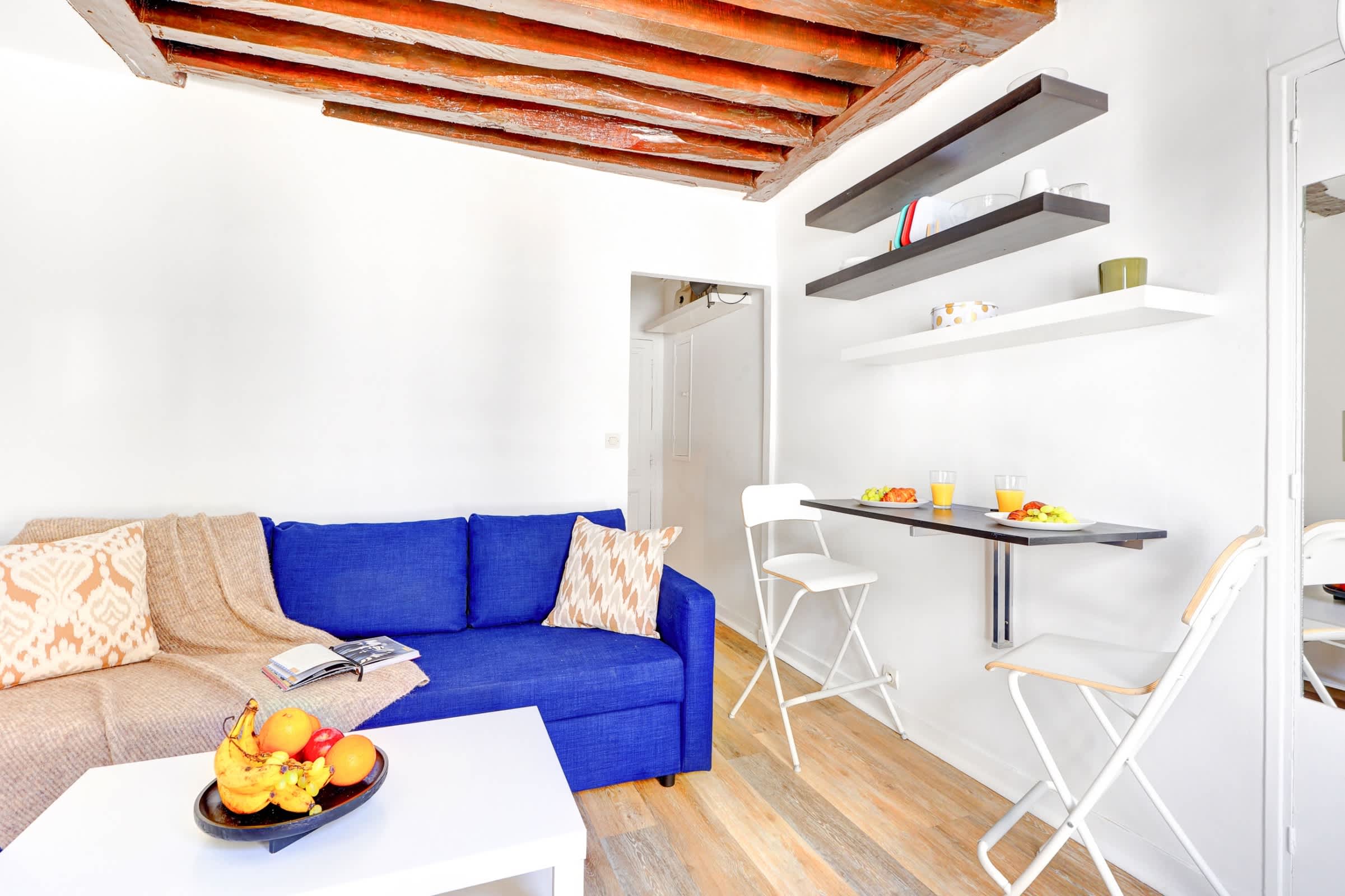 Parisian Studio Near Les Halles & Marais