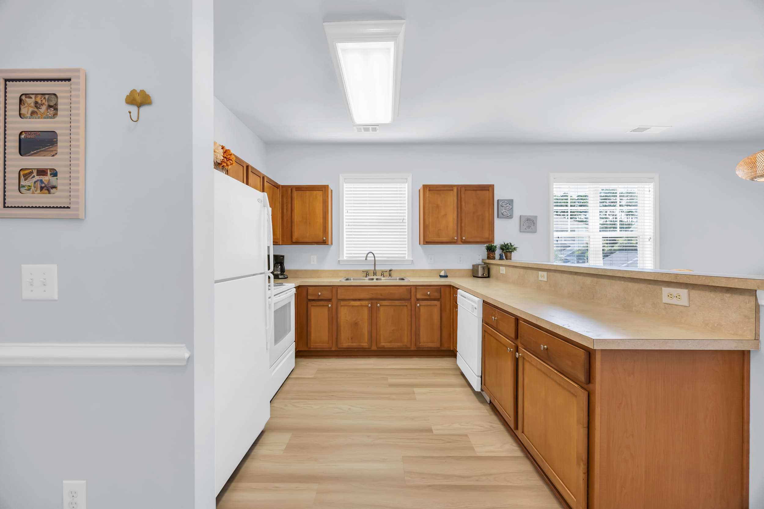 Newly Updated Condo for Beach Pool and Golf Lovers