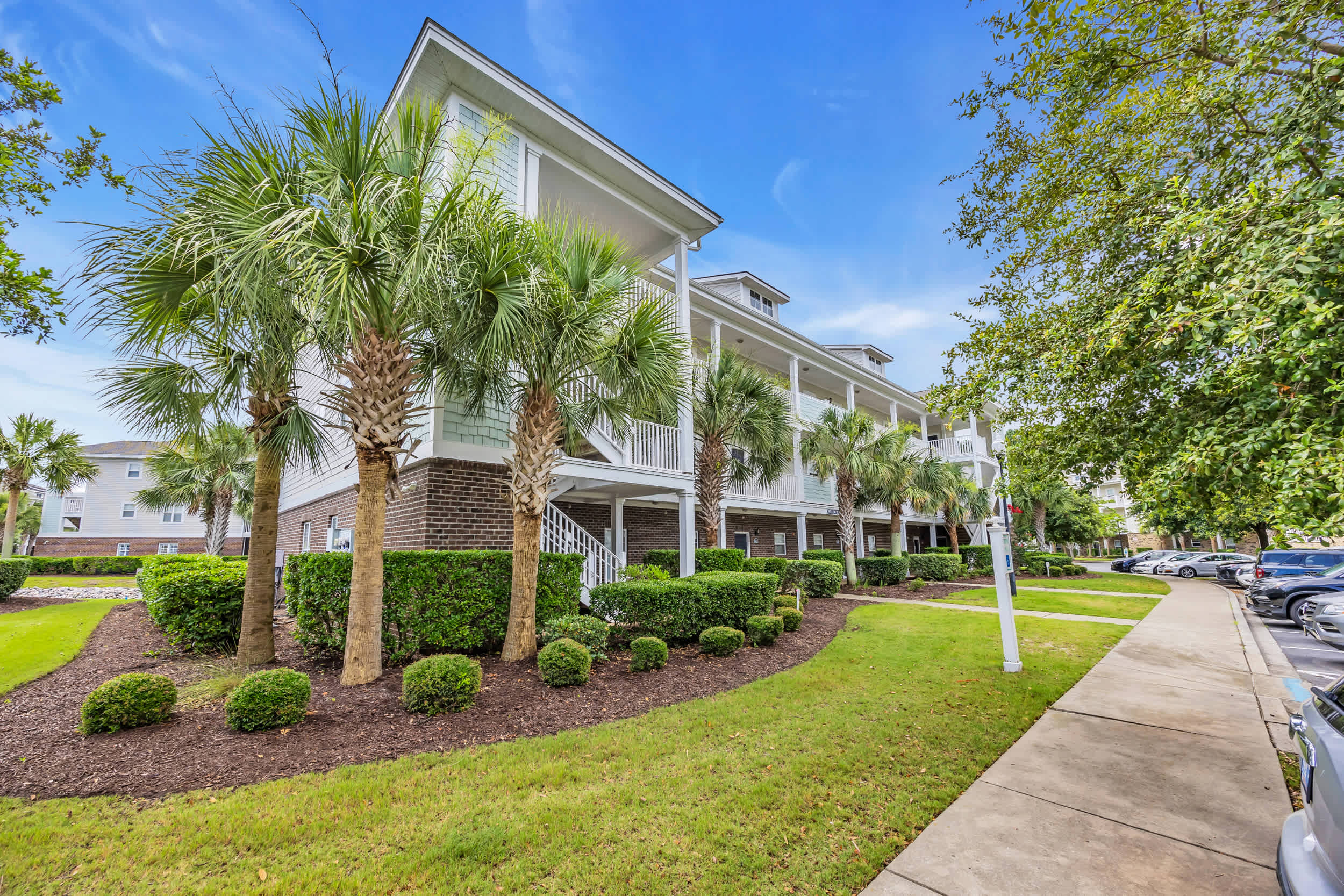 Newly Updated Condo for Beach Pool and Golf Lovers