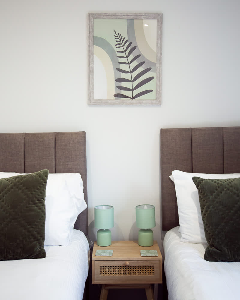 Eagle Lodge - Luxury Lodge w/ Hot Tub near York in 58 Florida Keys YO41 5PF - Property image 11 - VivreStays