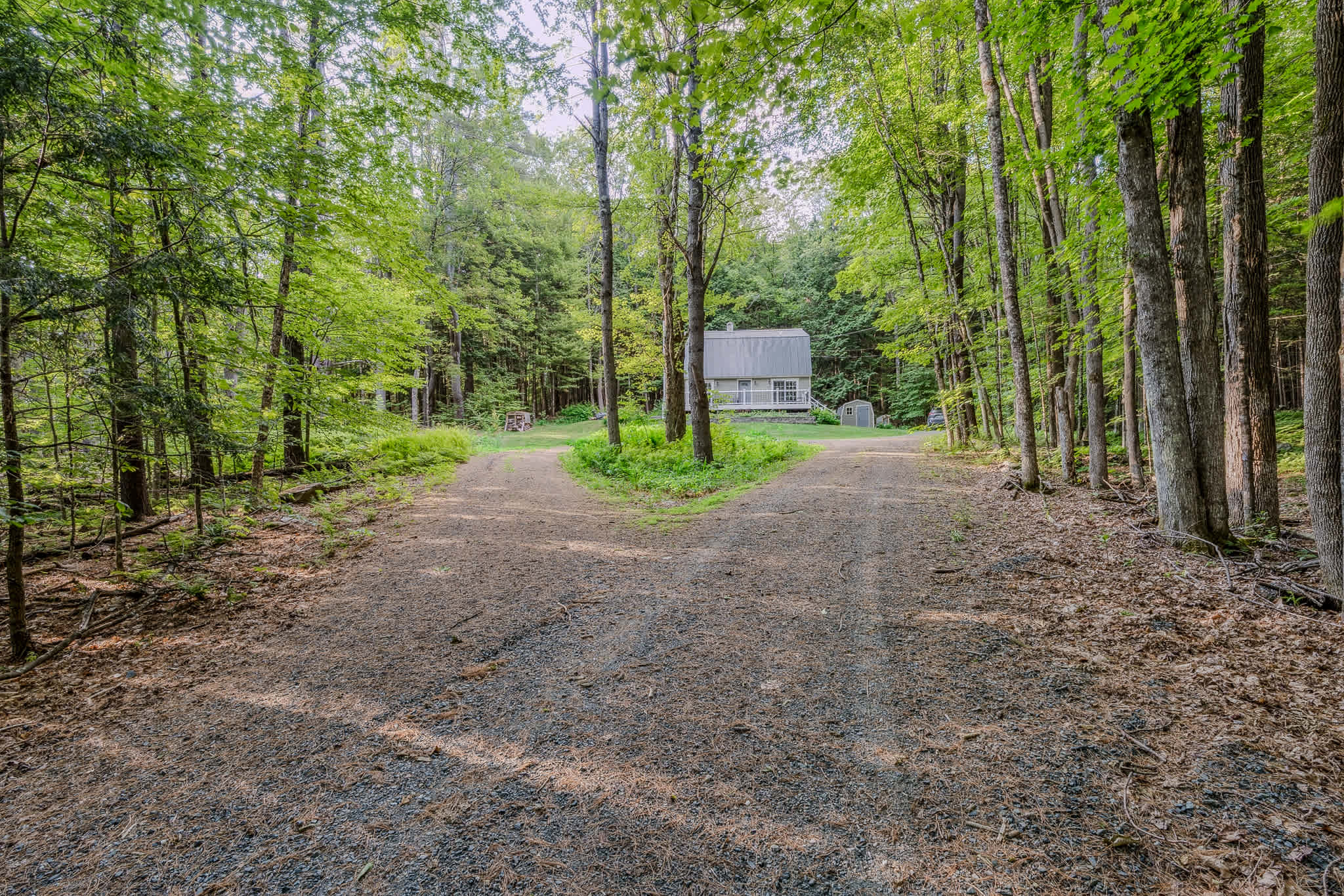 Acres & Views! Firepit, BBQ | Bayley Way Getaway