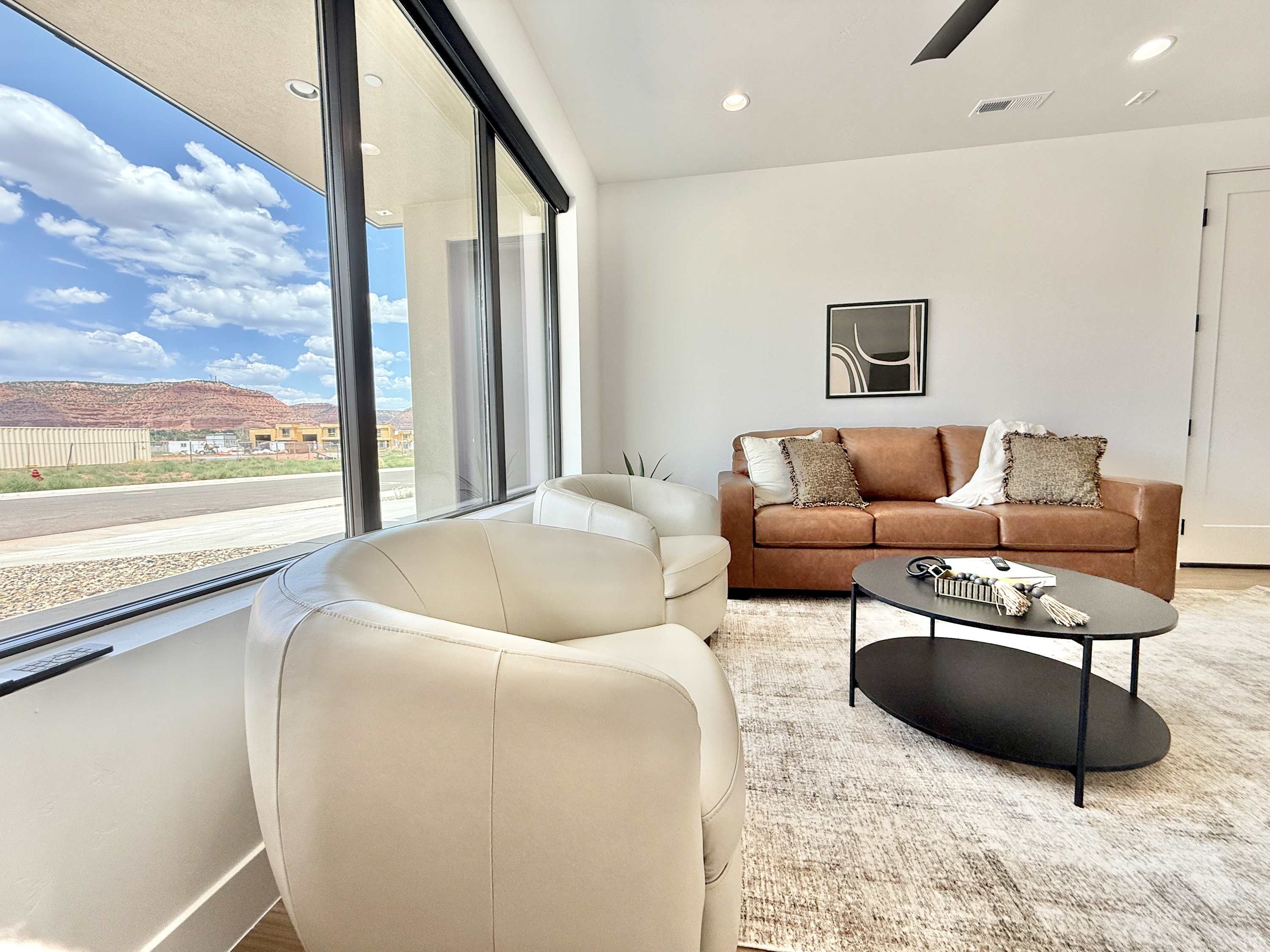 Kanab Desert Oasis - Pool, Hot Tub + Pickleball — Kanab, UT — vacation rental