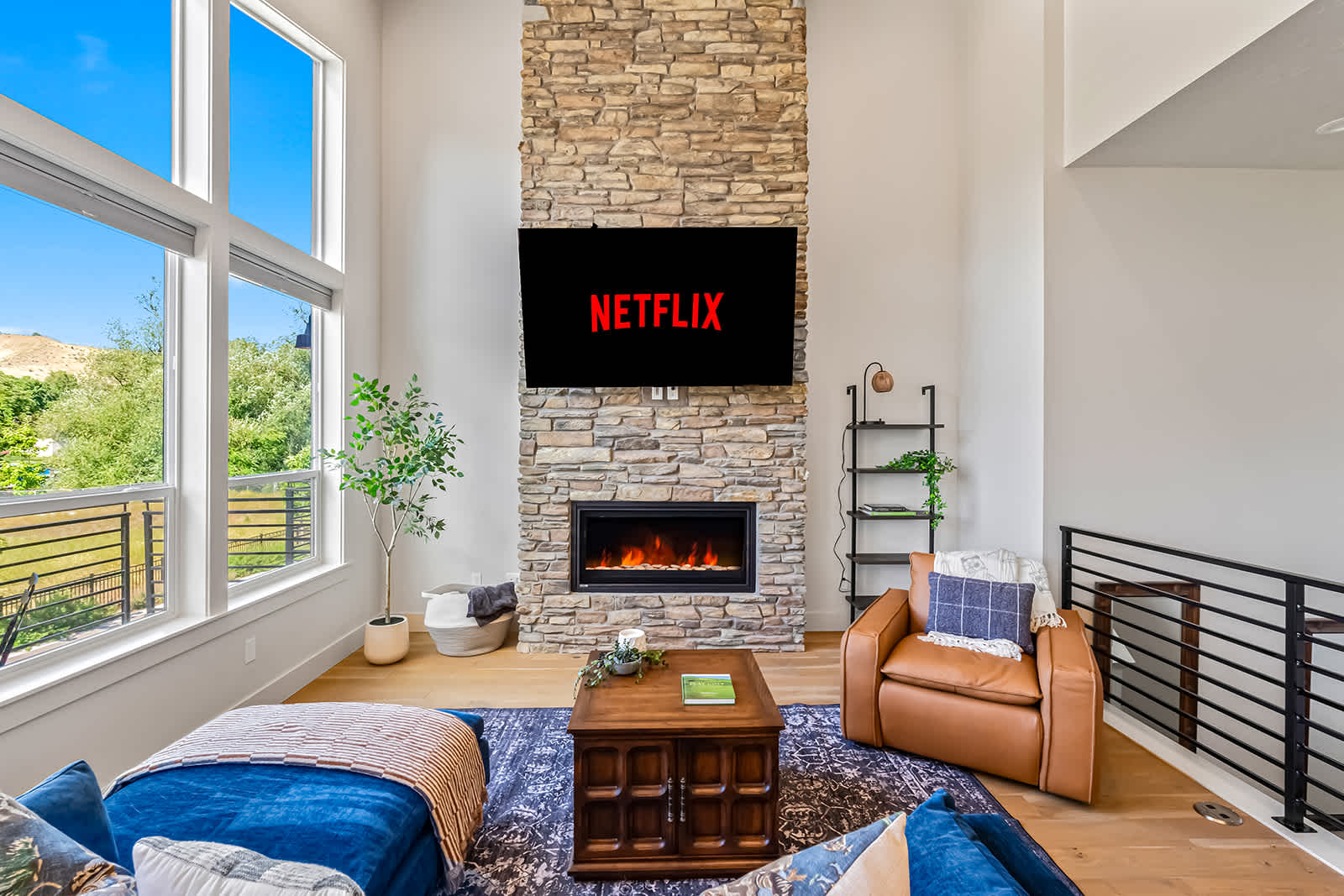 Dark & Sleek 3BR Escape by the Golf Course 5