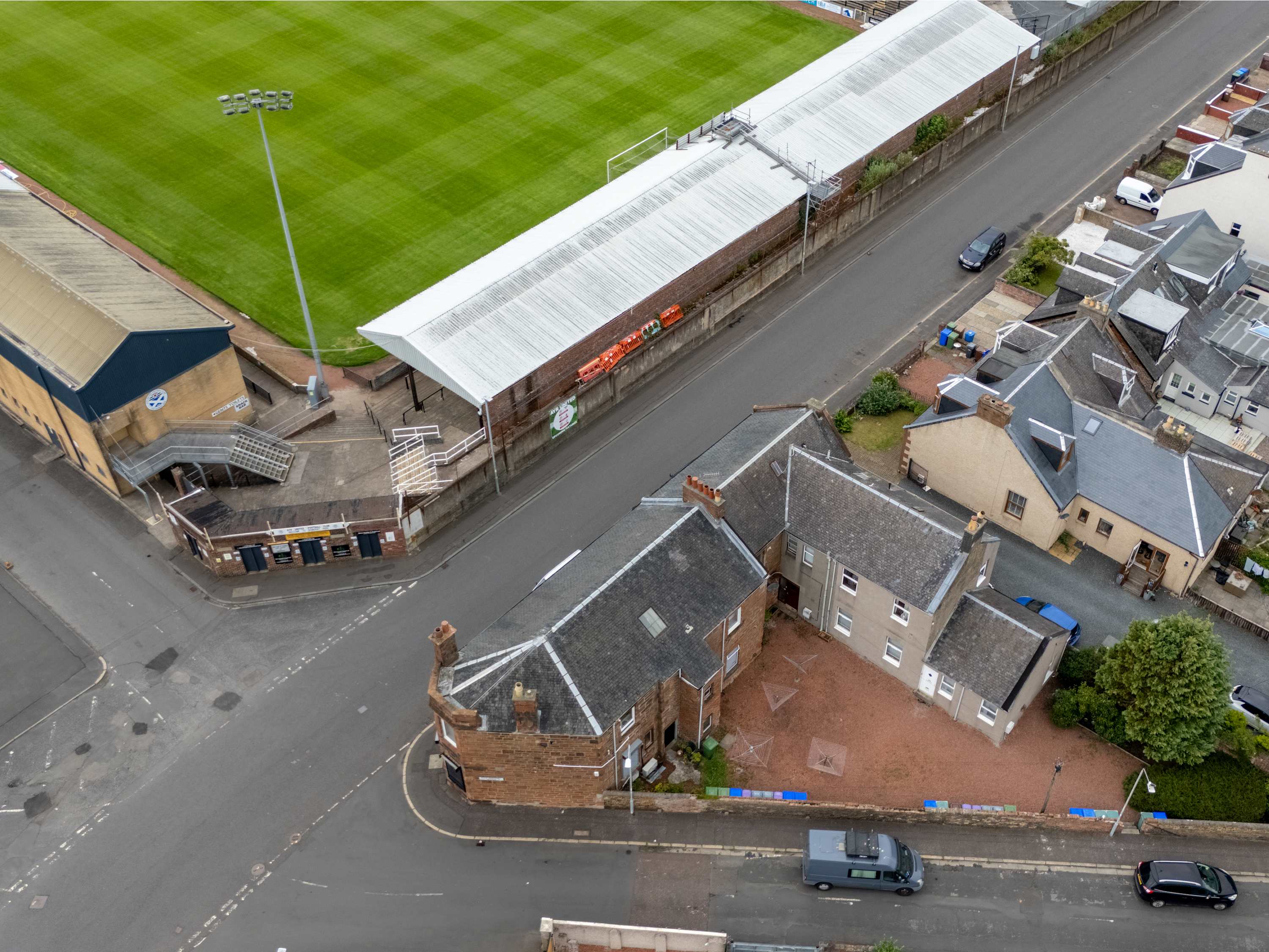 Ayr Coastal Apartment near Stadium, Free Parking in 4 Somerset Road KA8 9LY - Property image 31 - VivreStays