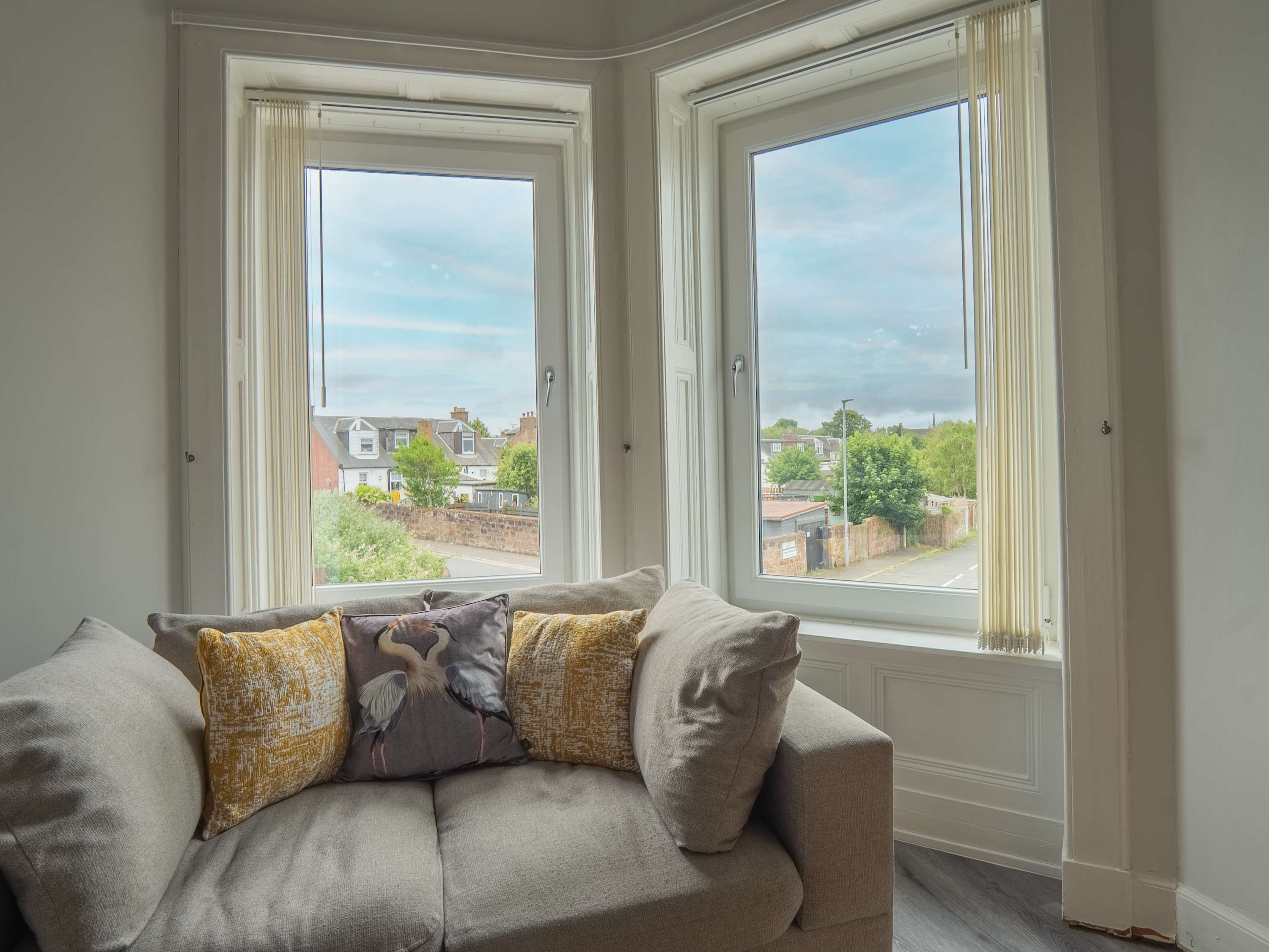 Ayr Coastal Apartment near Stadium, Free Parking in 4 Somerset Road KA8 9LY - Property image 4 - VivreStays