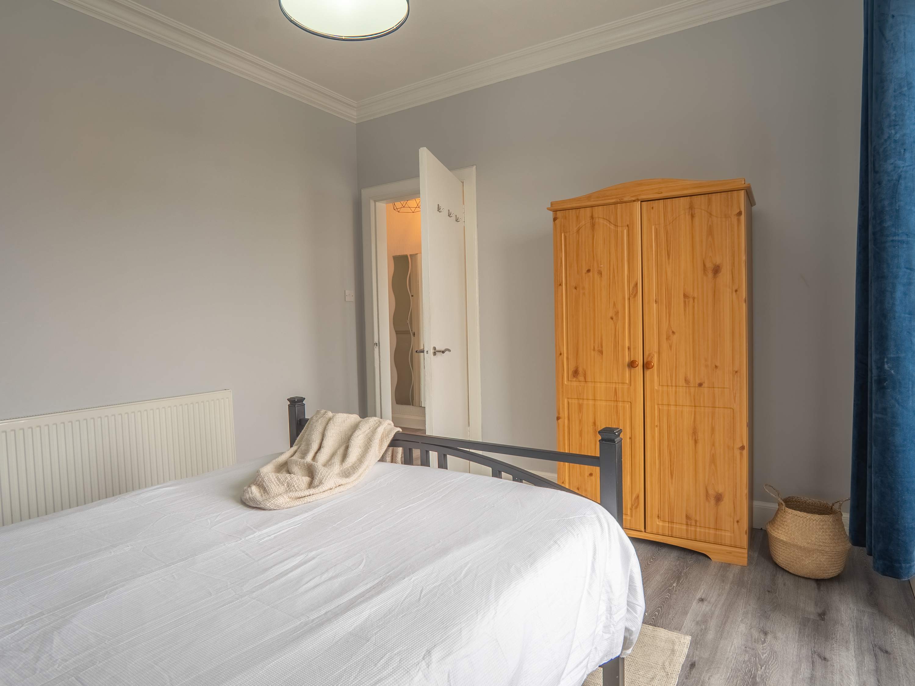 Ayr Coastal Apartment near Stadium, Free Parking in 4 Somerset Road KA8 9LY - Property image 13 - VivreStays