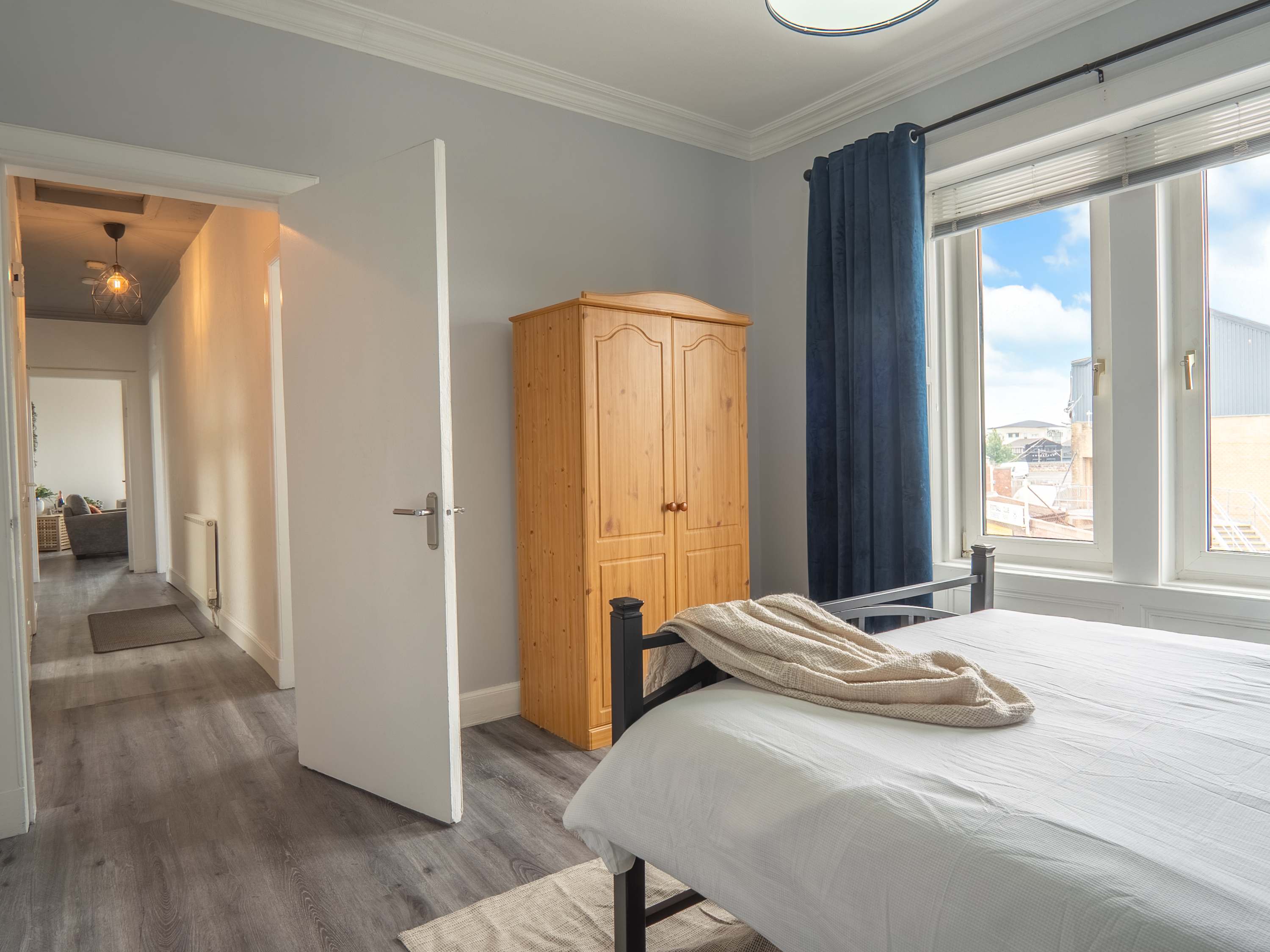 Ayr Coastal Apartment near Stadium, Free Parking in 4 Somerset Road KA8 9LY - Property image 15 - VivreStays