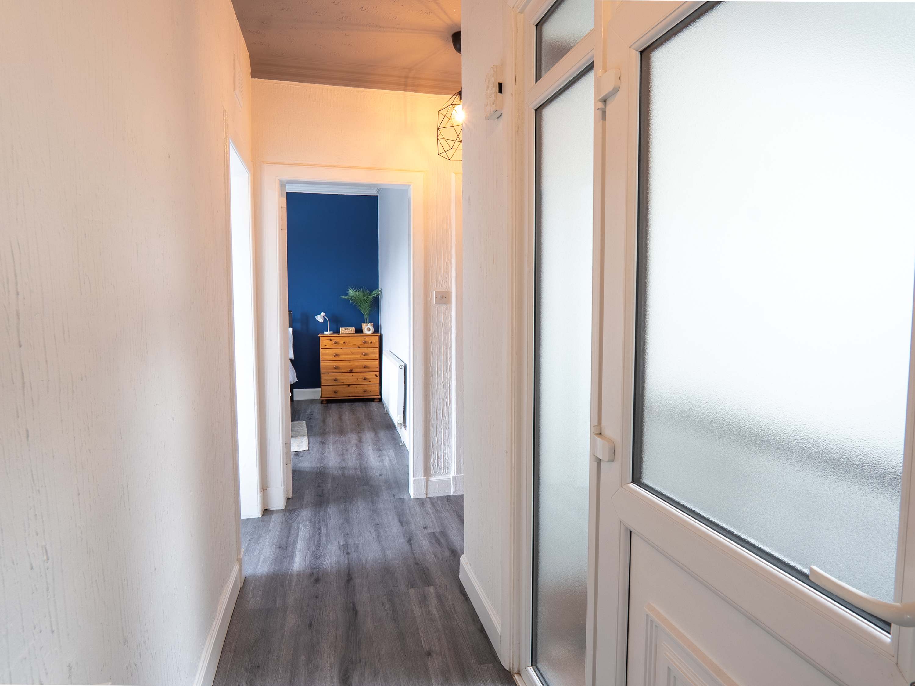 Ayr Coastal Apartment near Stadium, Free Parking in 4 Somerset Road KA8 9LY - Property image 29 - VivreStays