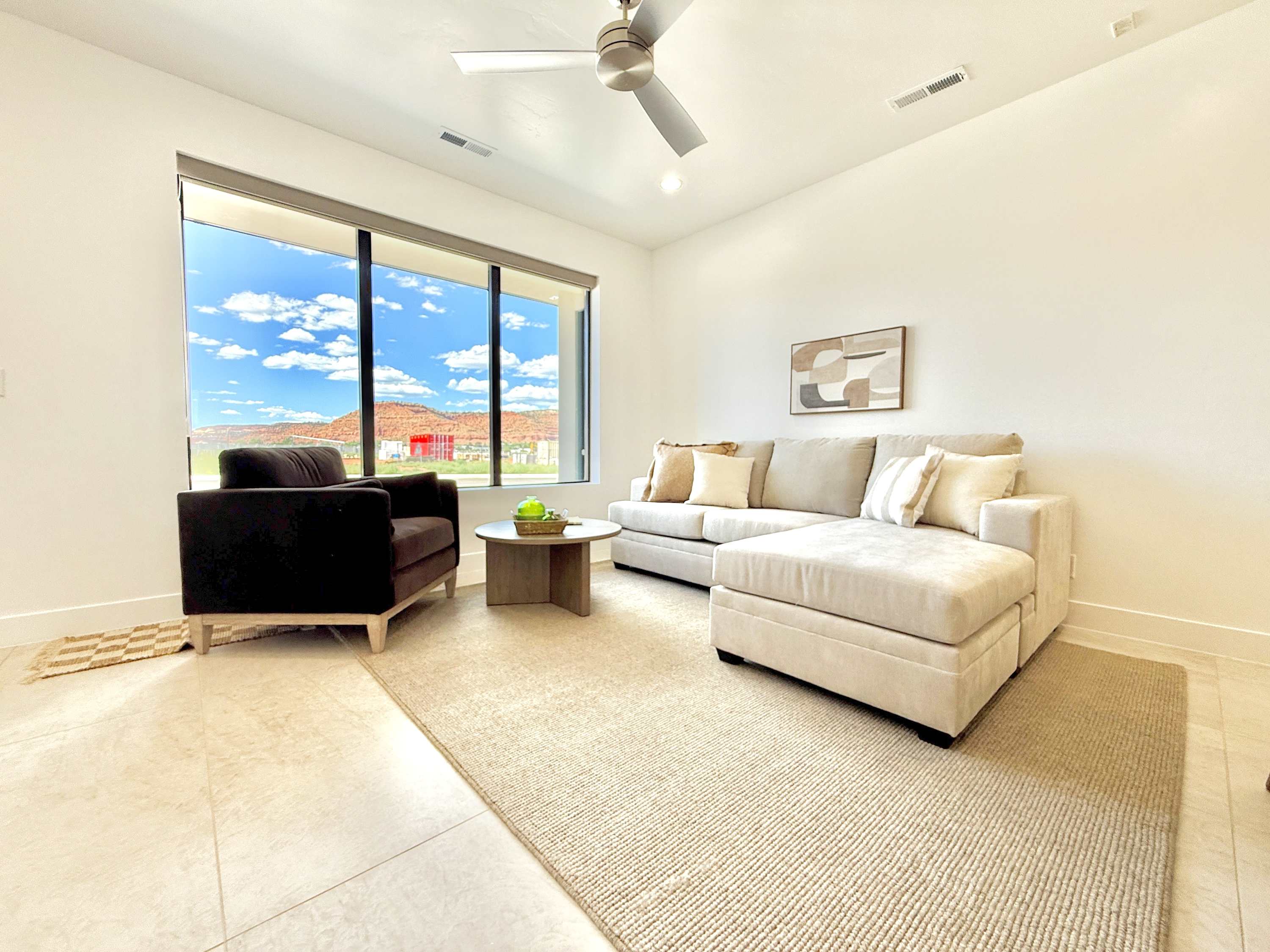 Stylish 3BR Oasis | Pools, Stargazing + Zion/Bryce — Kanab, UT — vacation rental
