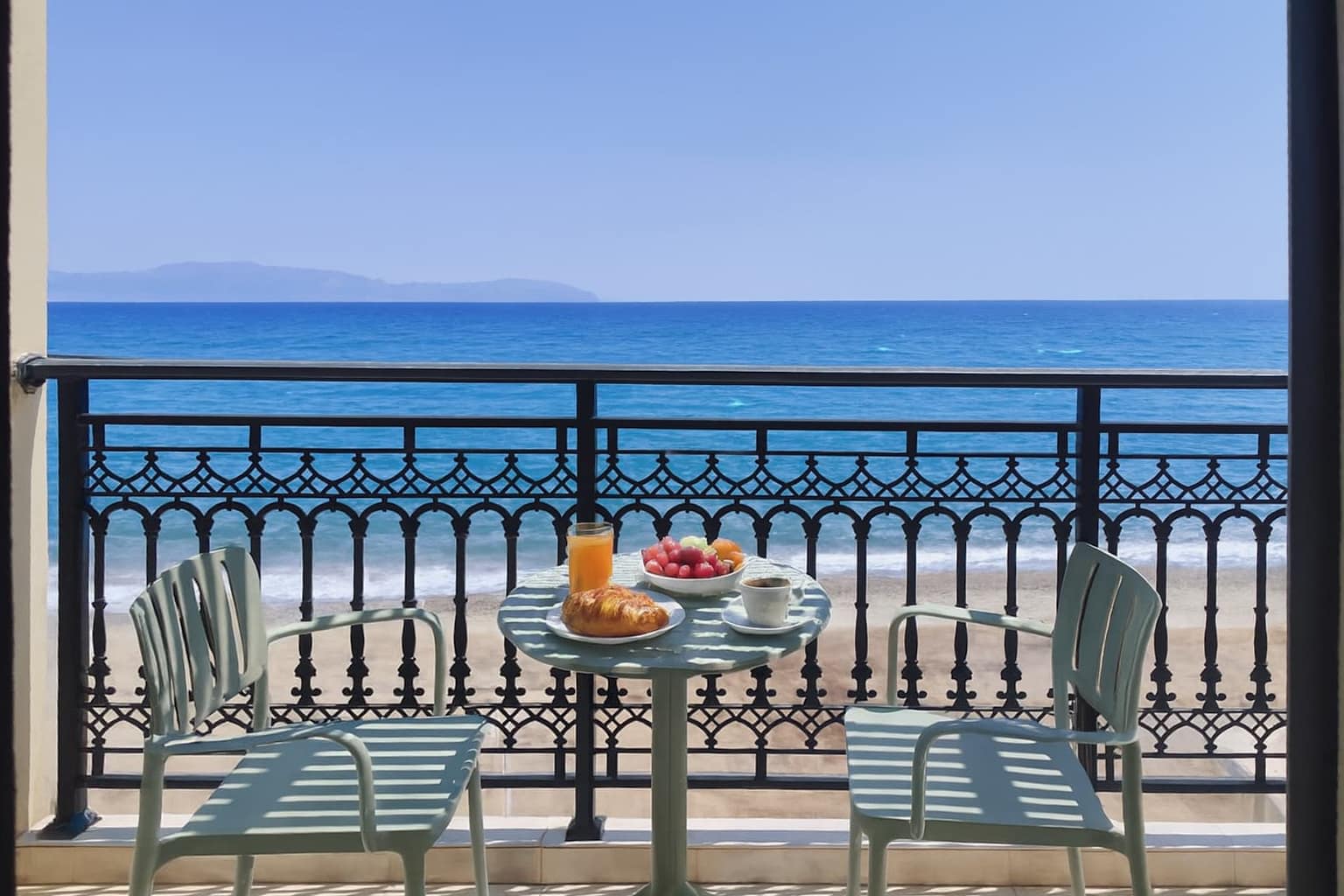 Beachfront Panorama Apartment in Kythira — Agia Pelagia, Kythira — vacation rental