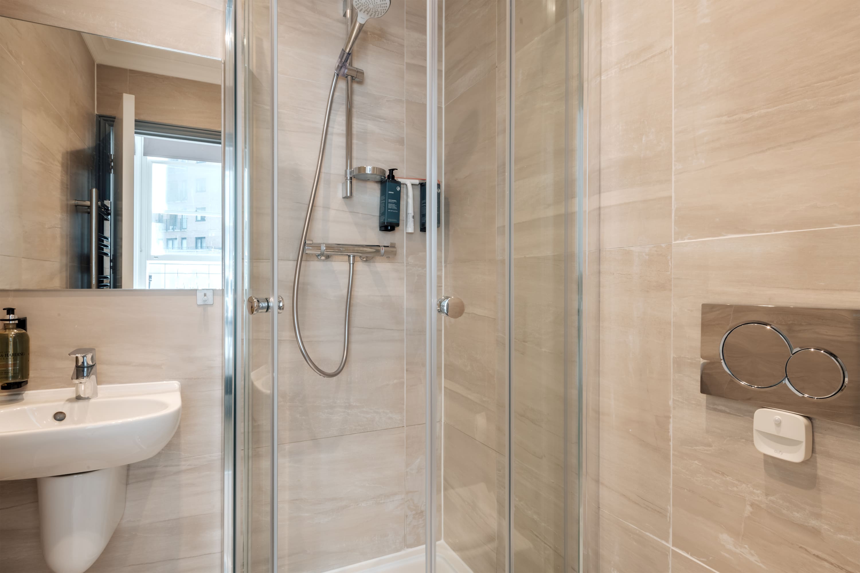Royal Vibes in Kensington in Emperor's Gate 28 SW7 4HS - Property image 31 - VivreStays