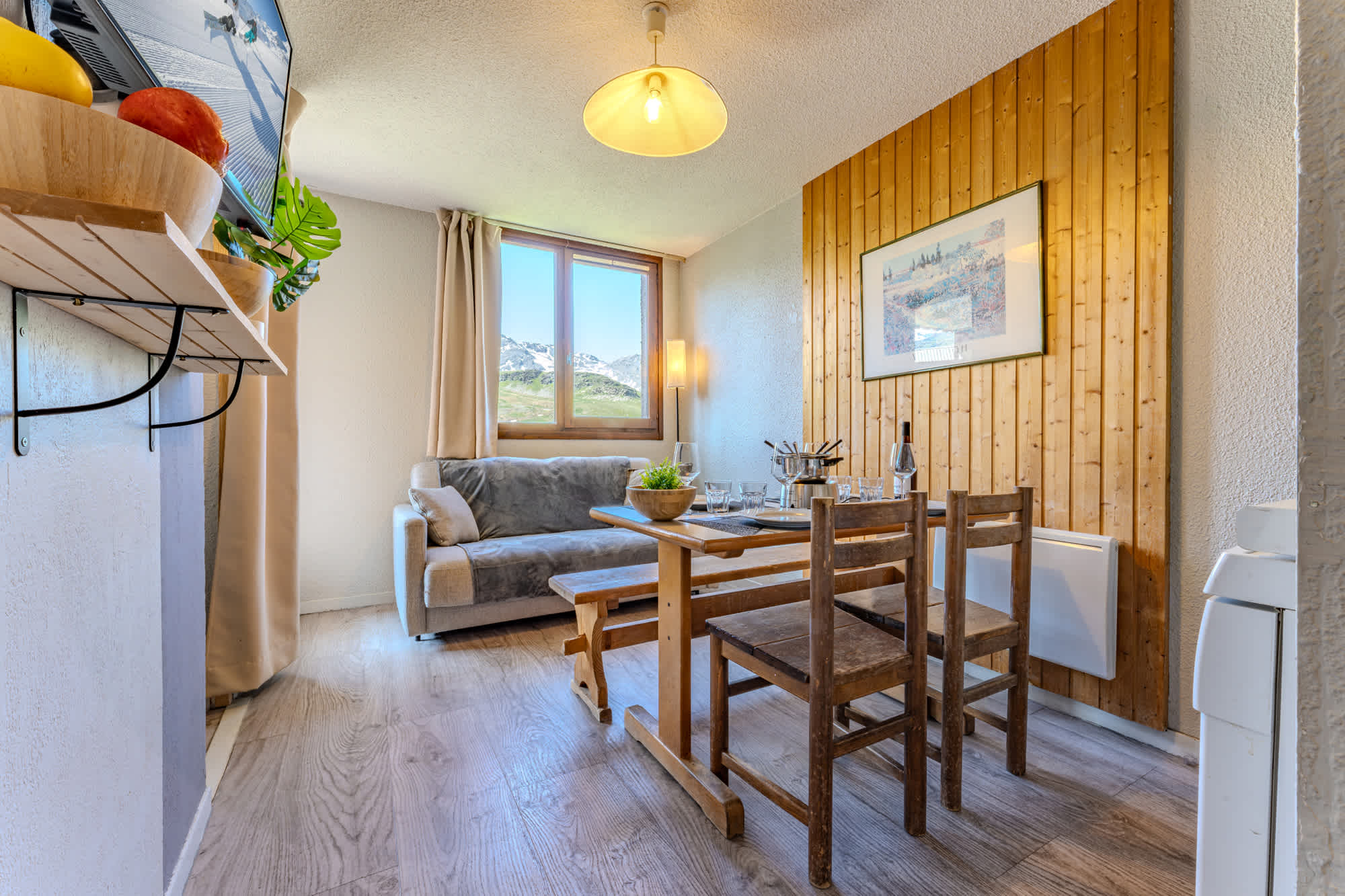 Ski-In/Out Apt&Sunlit LivingRoom — Val Thorens, Auvergne-Rhône-Alpes — vacation rental