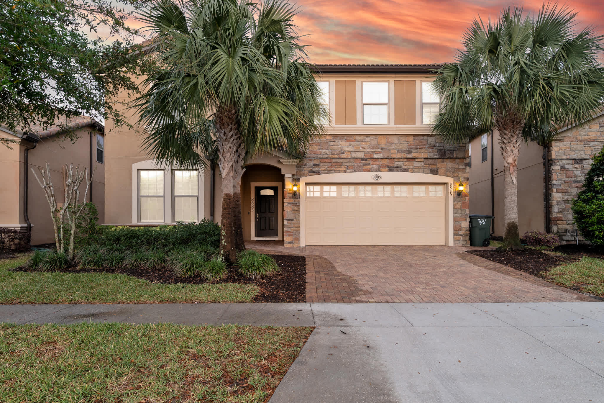 10MI to Disney + Private Pool! Free Waterpark