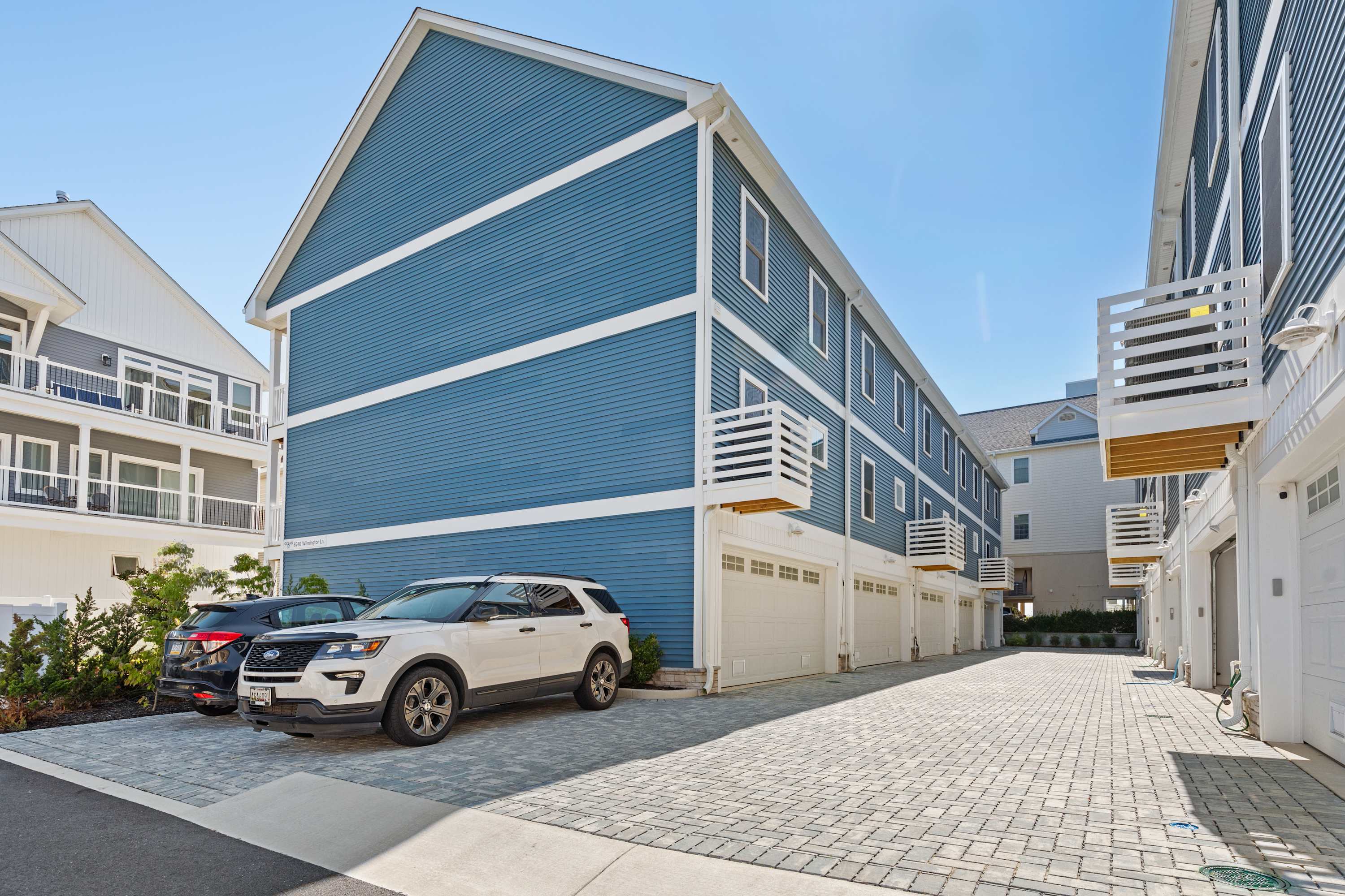 8240 Wilmington Ln | Family Townhome | Steps to the Beach