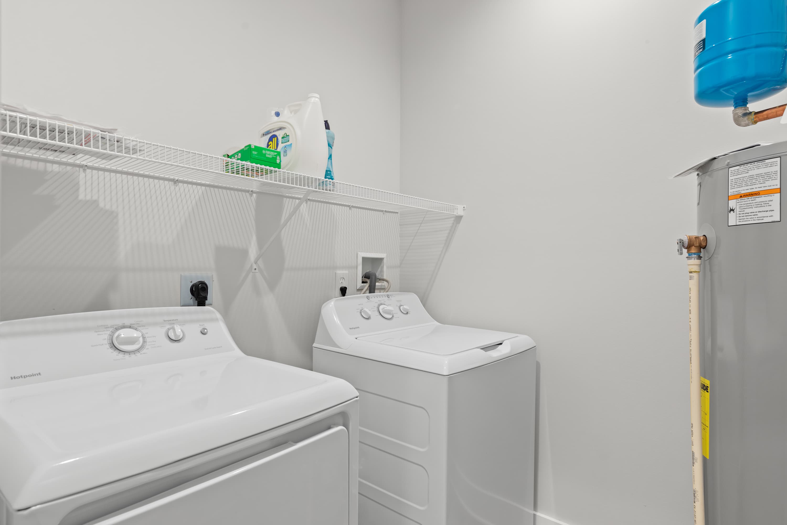 8240 Wilmington Ln | Family Townhome | Steps to the Beach