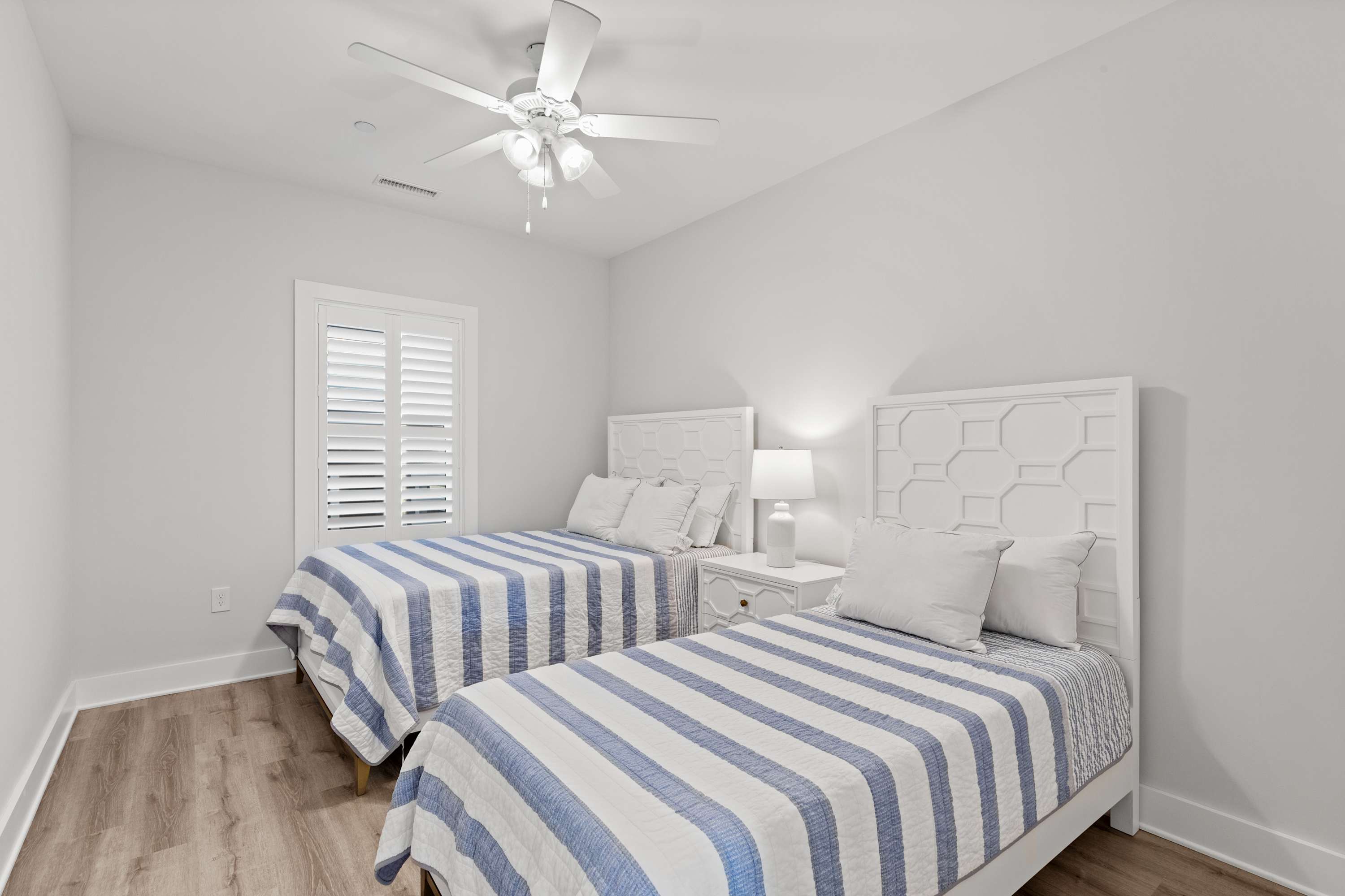 8240 Wilmington Ln | Family Townhome | Steps to the Beach