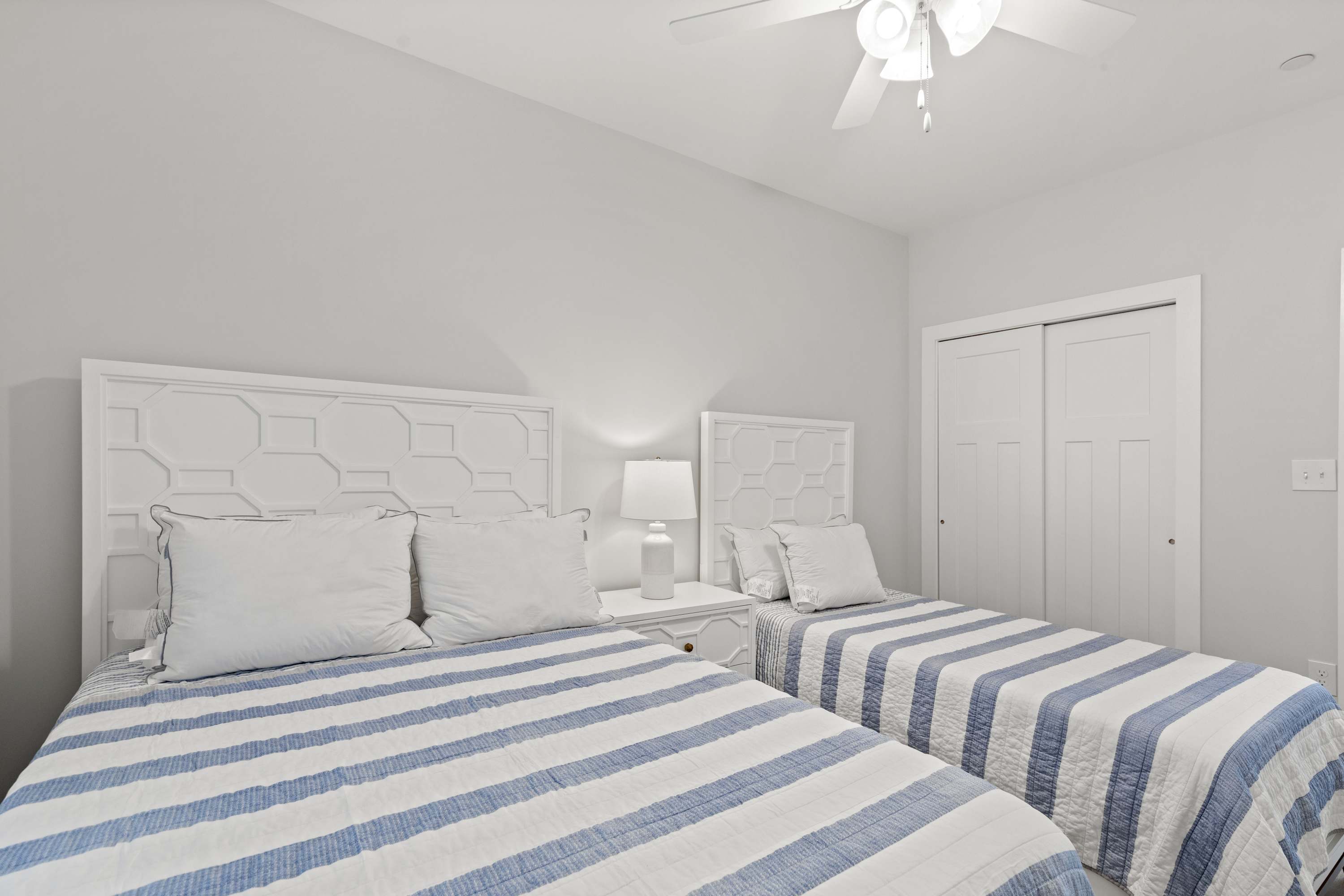 8240 Wilmington Ln | Family Townhome | Steps to the Beach