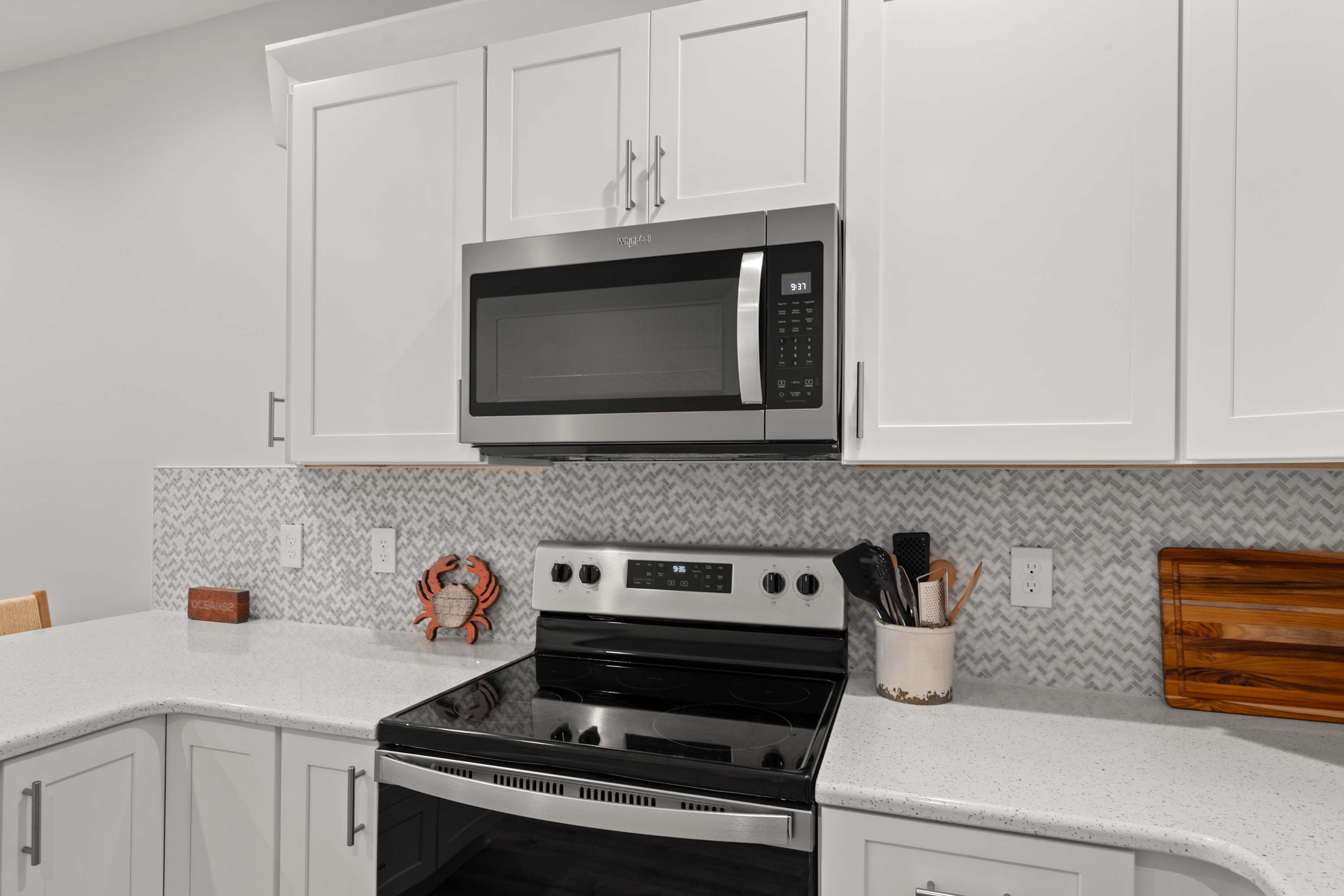 8240 Wilmington Ln | Family Townhome | Steps to the Beach
