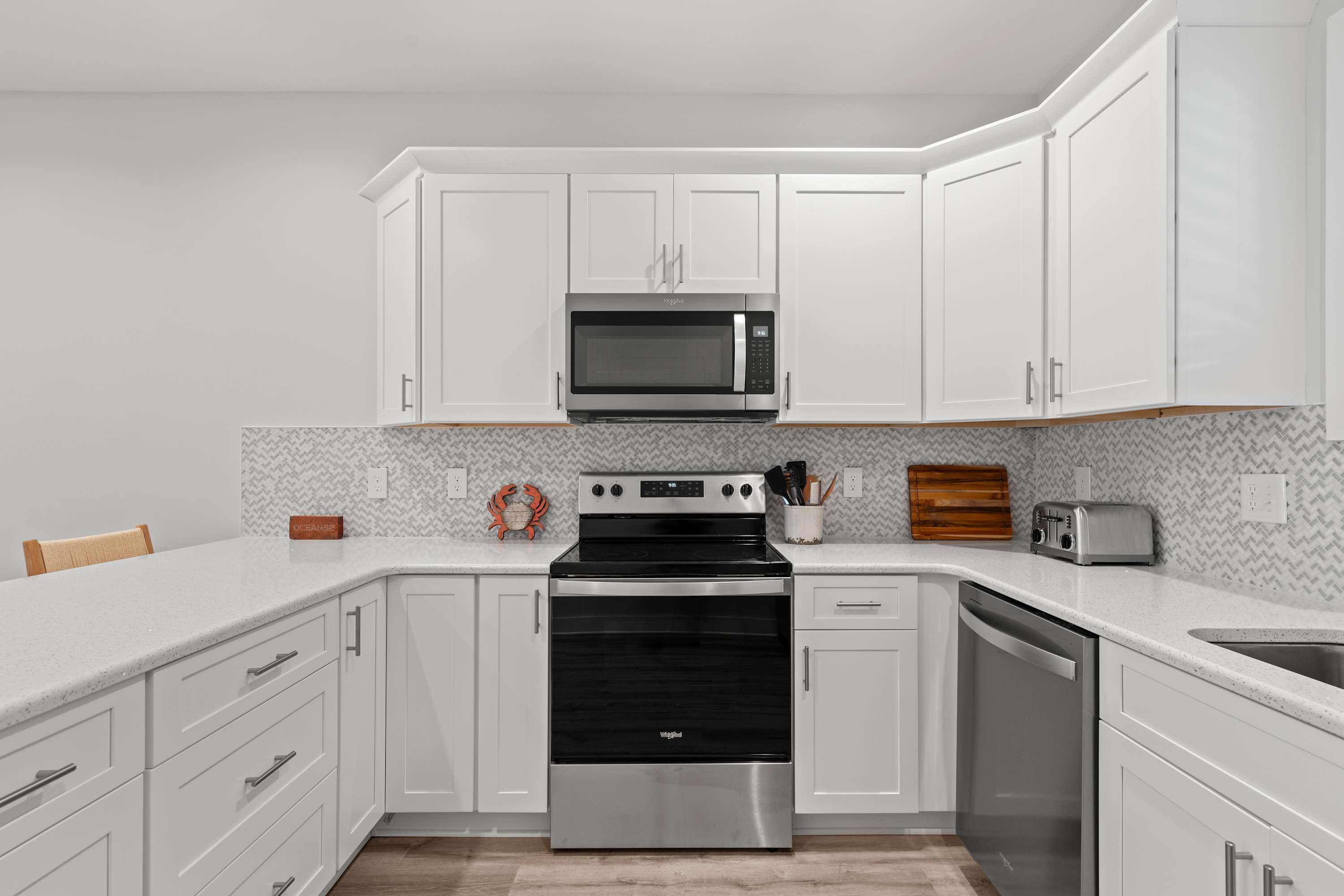 8240 Wilmington Ln | Family Townhome | Steps to the Beach