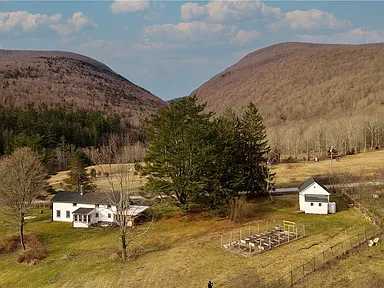 Echo Notch, Mtn Views, Fireplace | Echo Ridge Farm