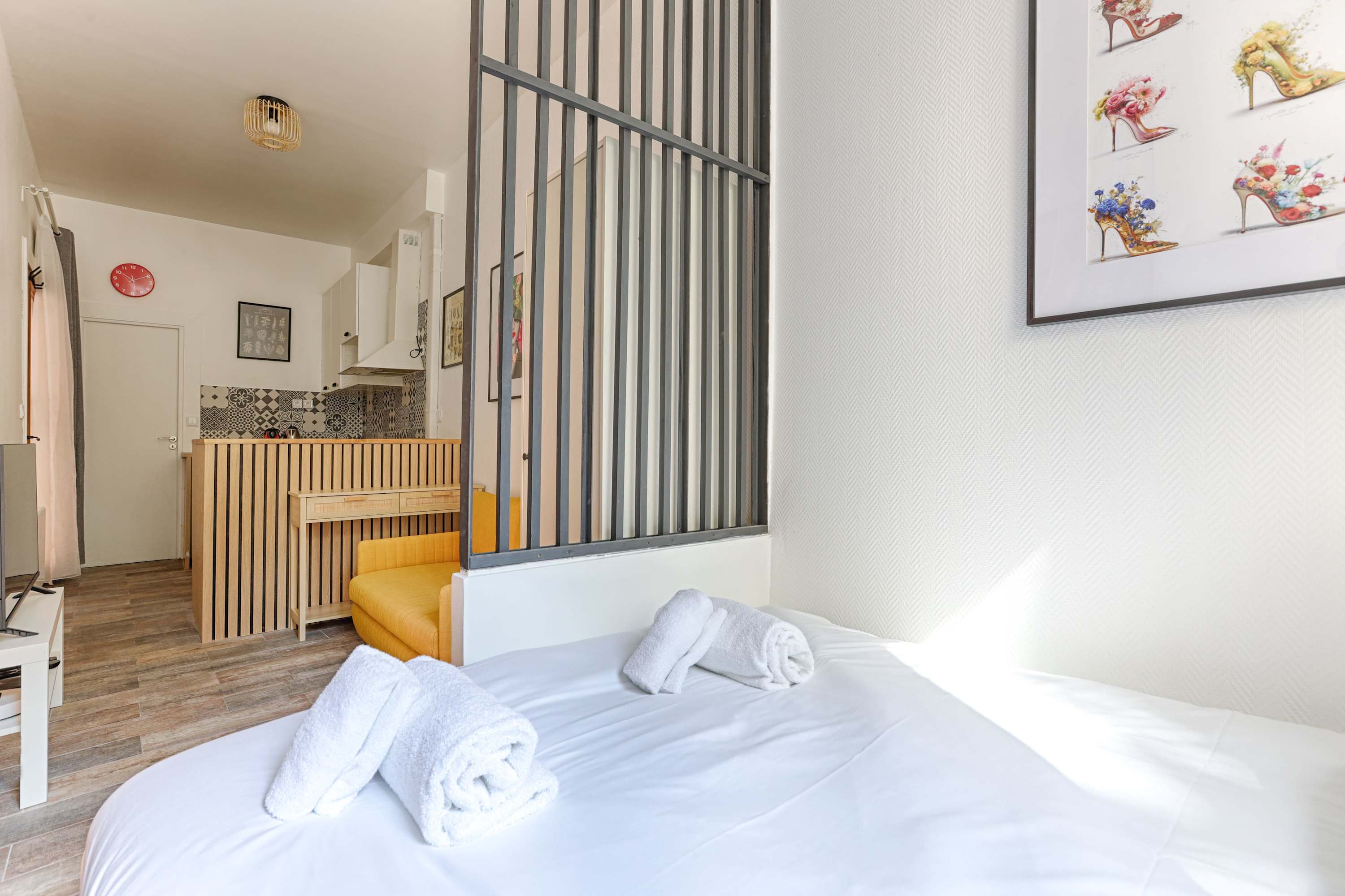 République Canal St Martin Charming Apartment – photo 4