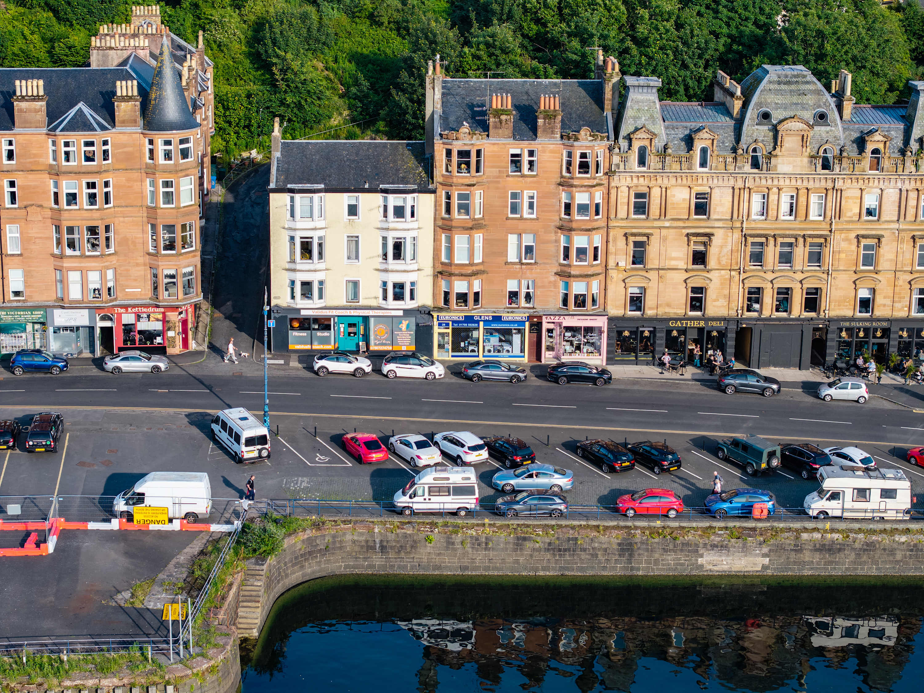 Breathtaking Sea-View Apartment Steps from Rothesay Harbor in East Princes Street 27 PA20 9DL - Property image 17 - VivreStays
