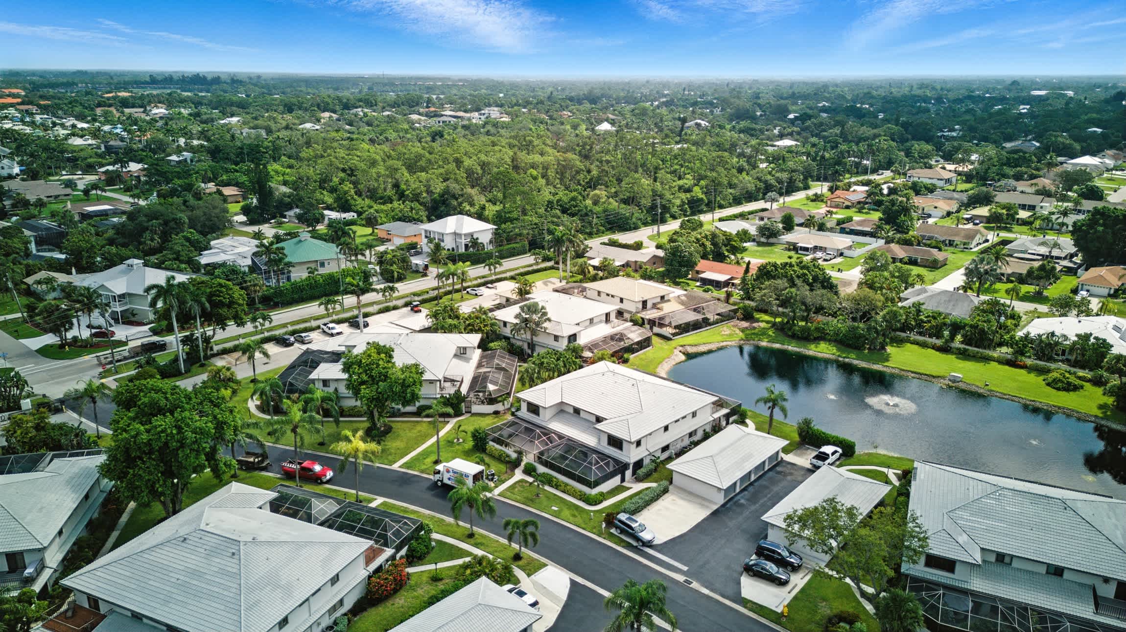 Spacious Villa Near Beach in Gated Community | Photo 42