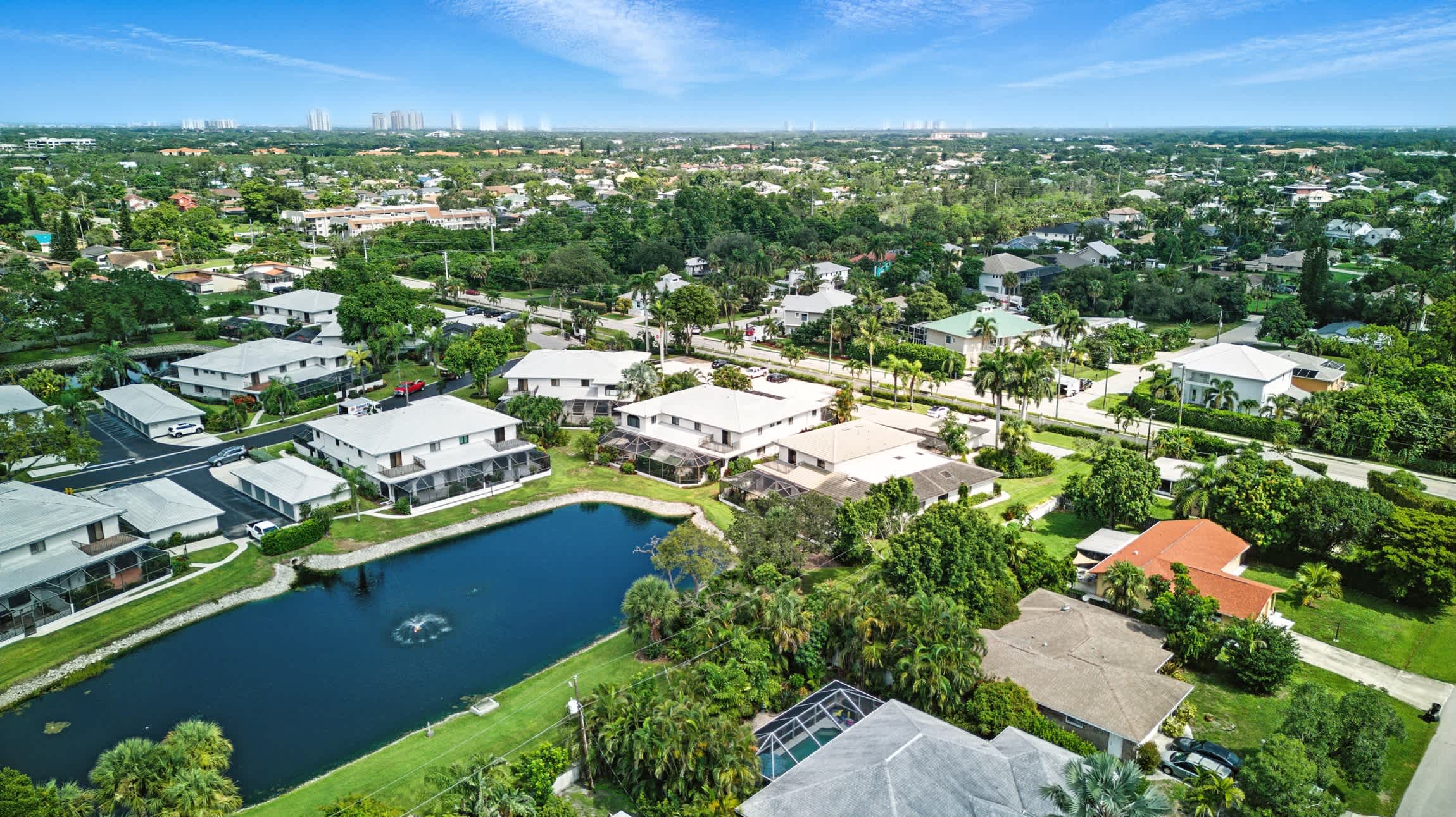 Spacious Villa Near Beach in Gated Community | Photo 43