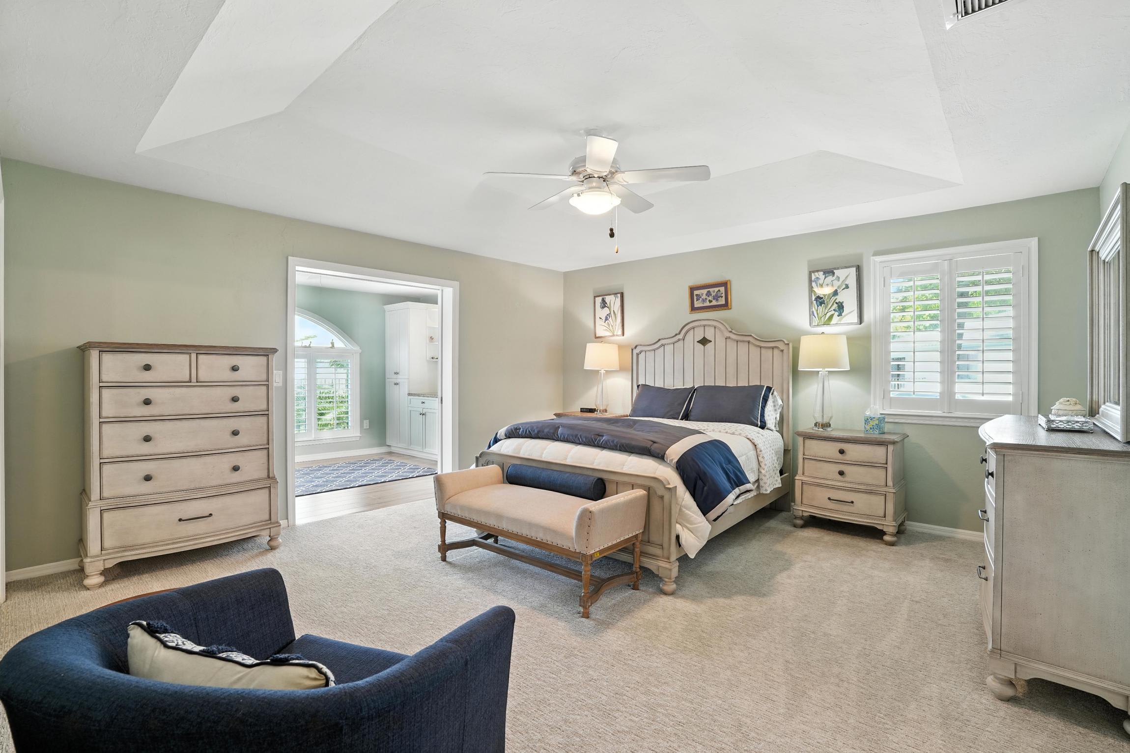 Spacious Villa Near Beach in Gated Community | Photo 16