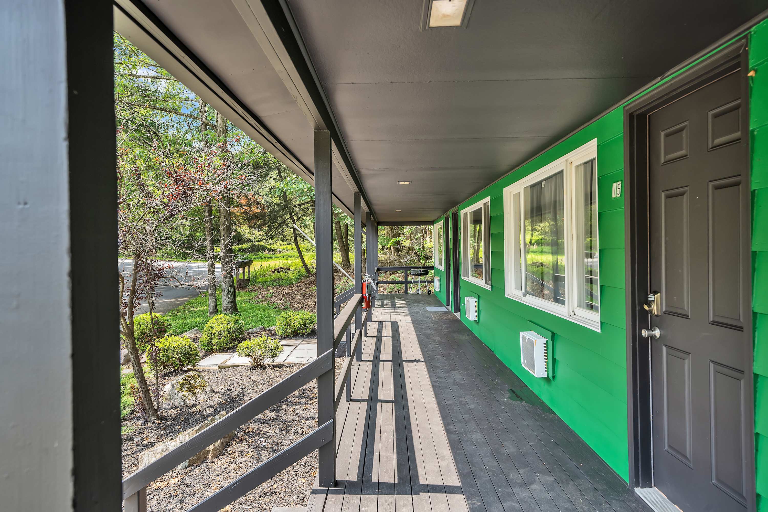 Modern Pocono Charmer | Firepits | Pet-Friendly