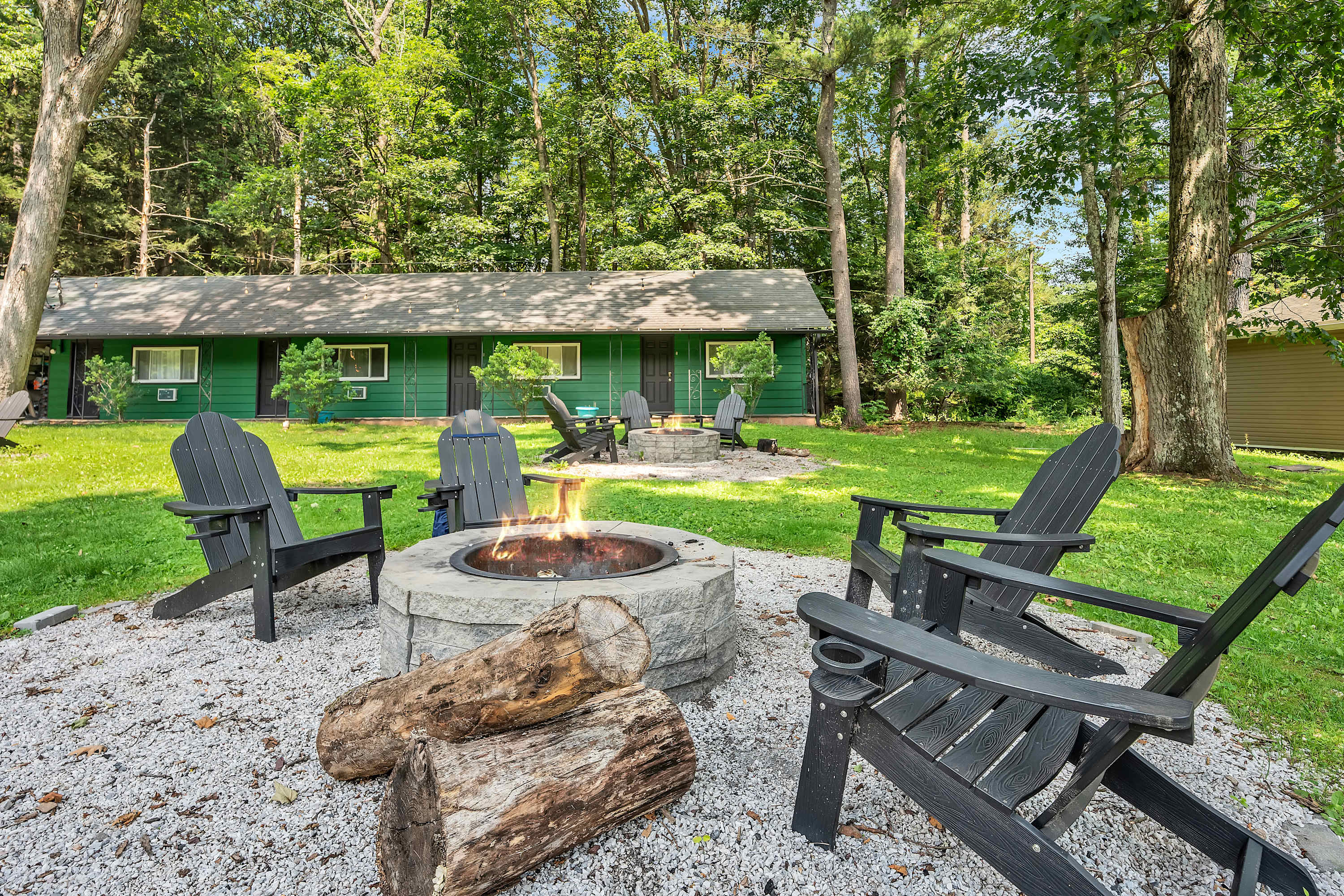Elements Pocono Modern | Firepits | Pet Friendly