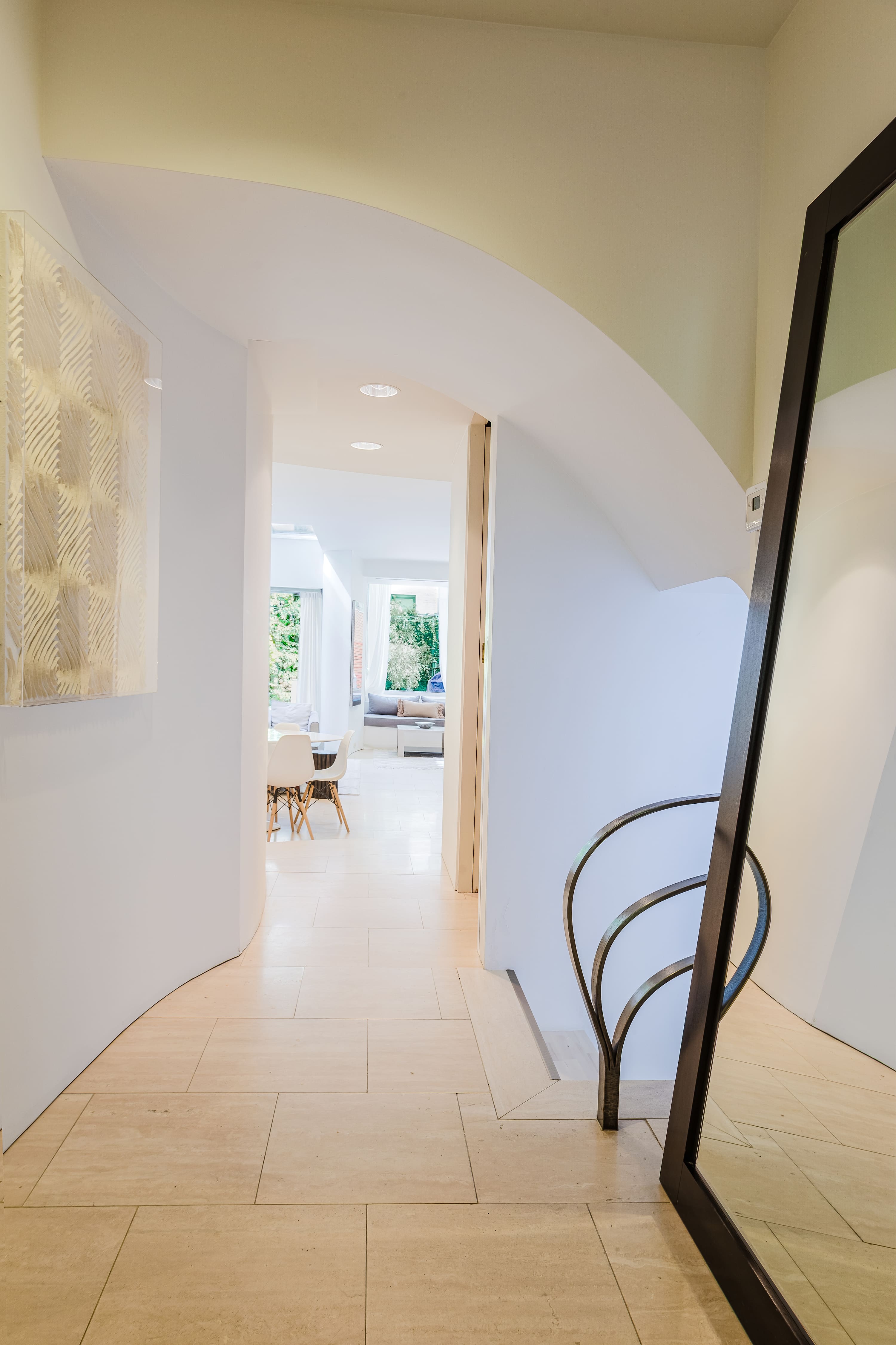 The Diplomat #1 - Boutique Designer Duplex — photo 17