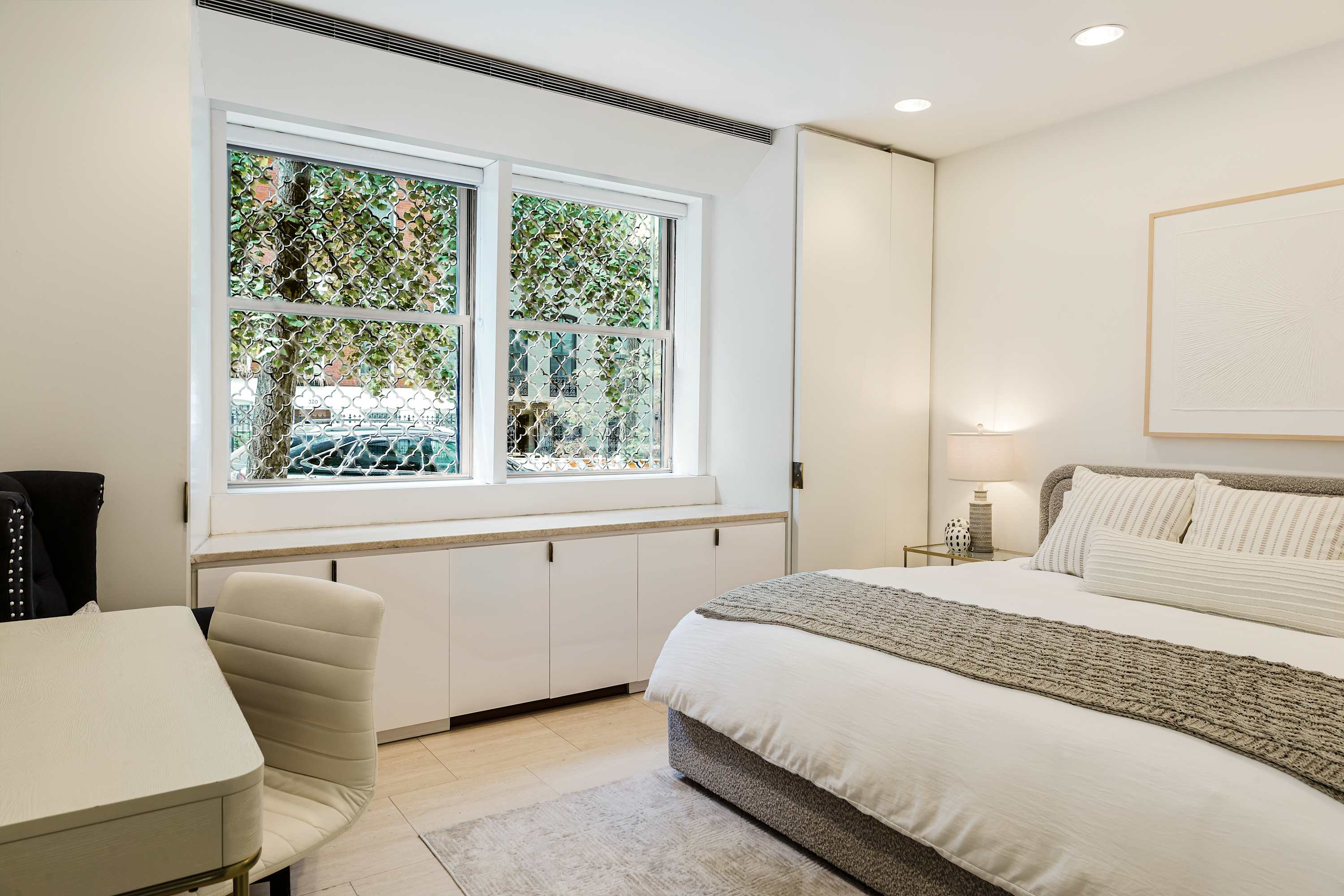 The Diplomat #1 - Boutique Designer Duplex — photo 7