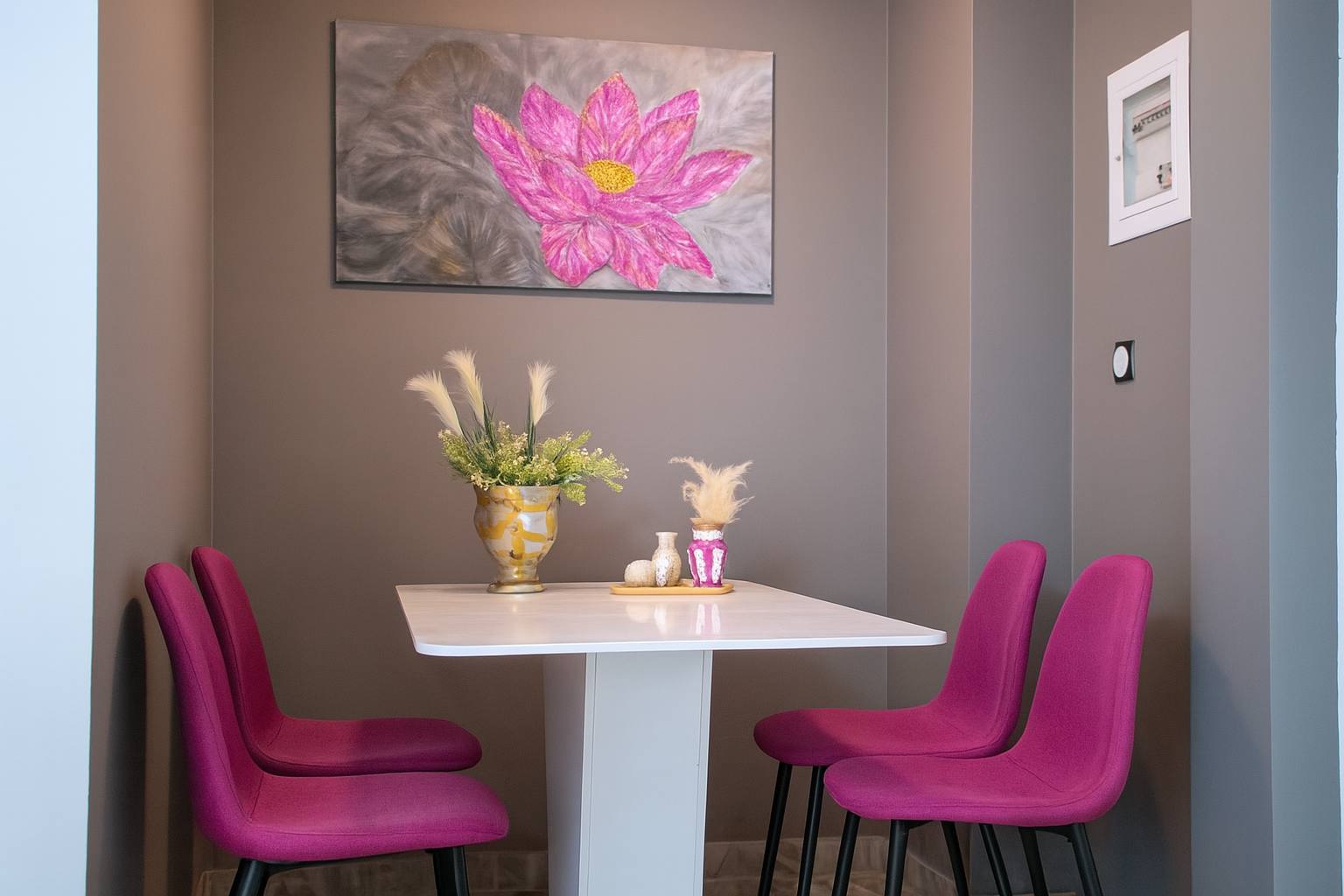 Thessaloniki Luxe Suite, Chrysa's Private Getaway — vacation rental